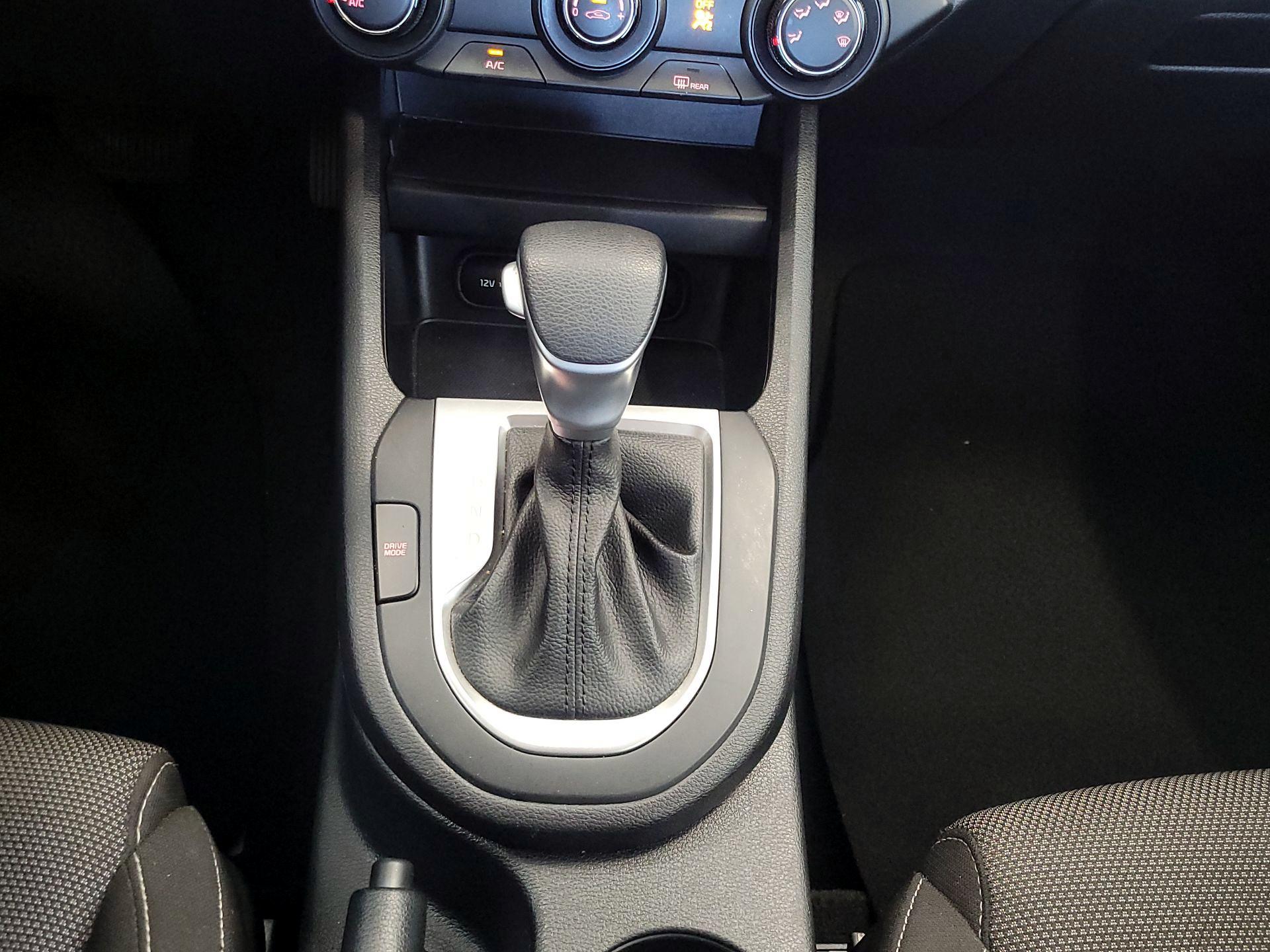 Thumbnail: 2023 Kia Forte - 17