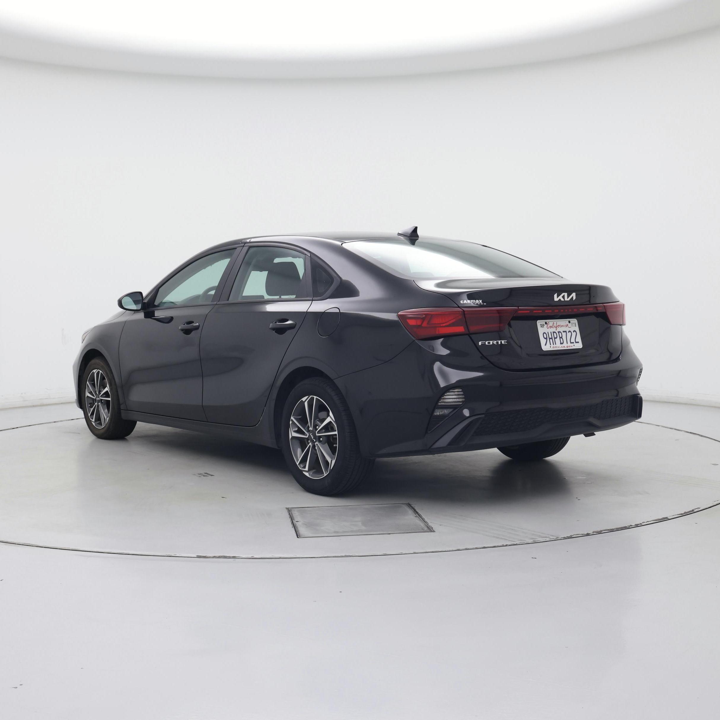 Thumbnail: 2023 Kia Forte - 2