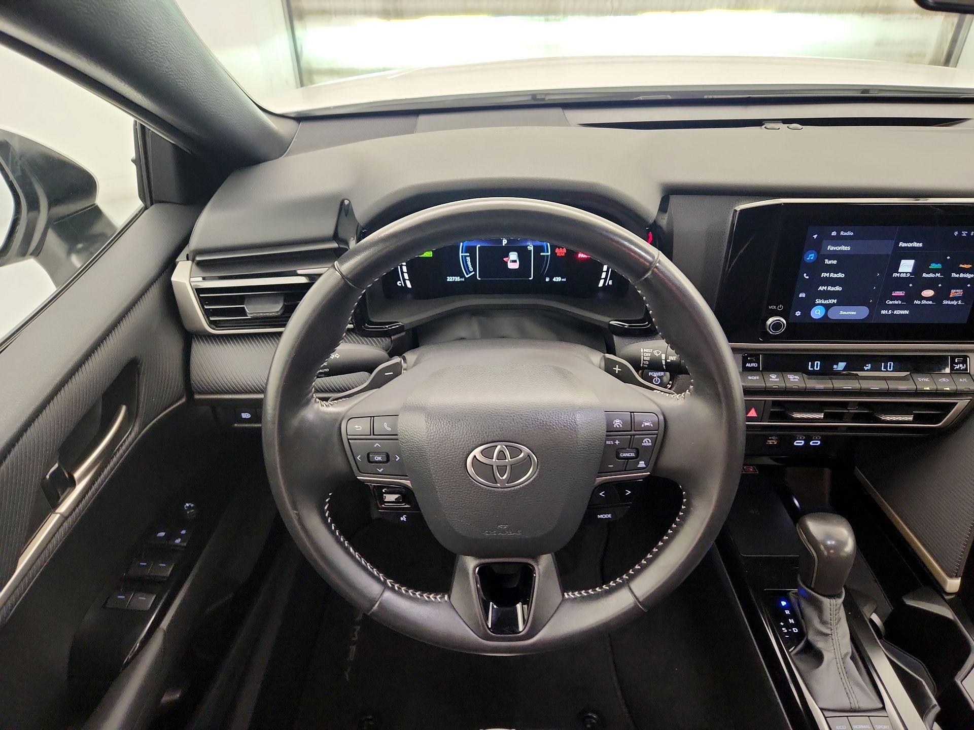 Thumbnail: 2025 Toyota Camry - 10