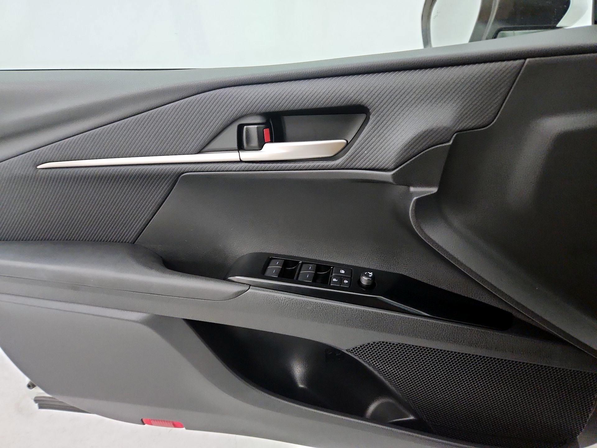 Thumbnail: 2025 Toyota Camry - 12