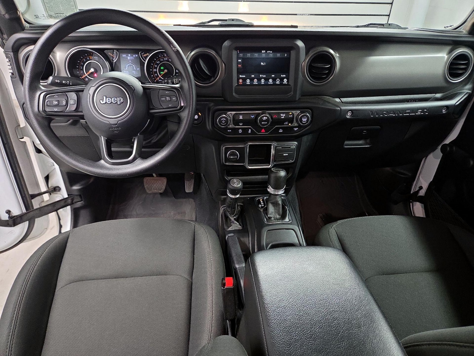 2022 Jeep Wrangler Unlimited Willys Sport - Photo 10