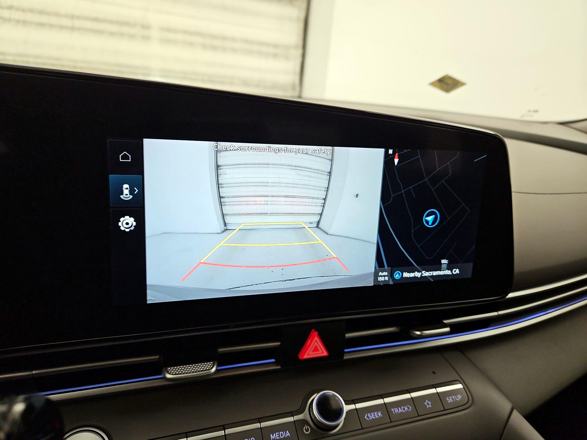 Thumbnail: 2024 Hyundai Elantra - 15