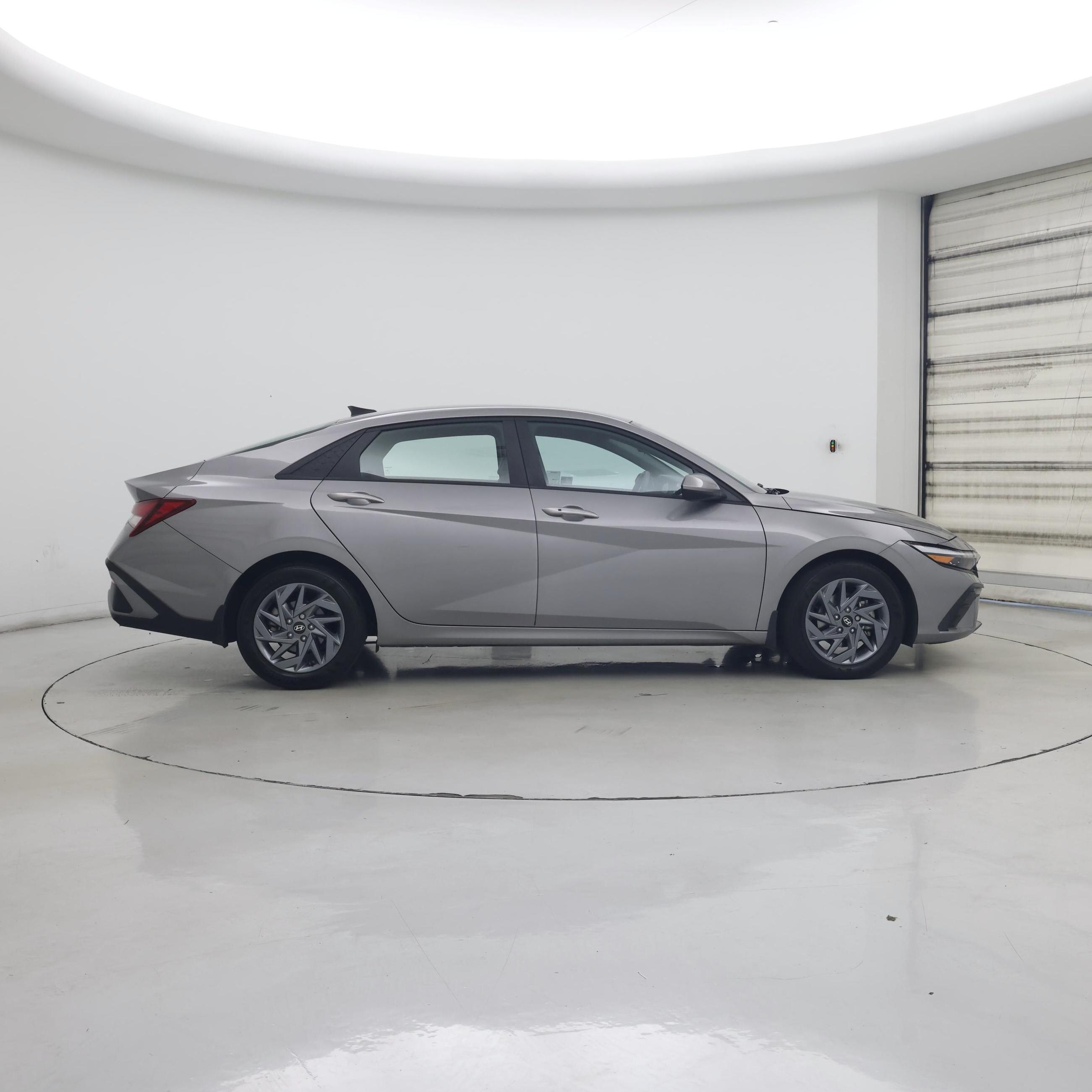Thumbnail: 2024 Hyundai Elantra - 7