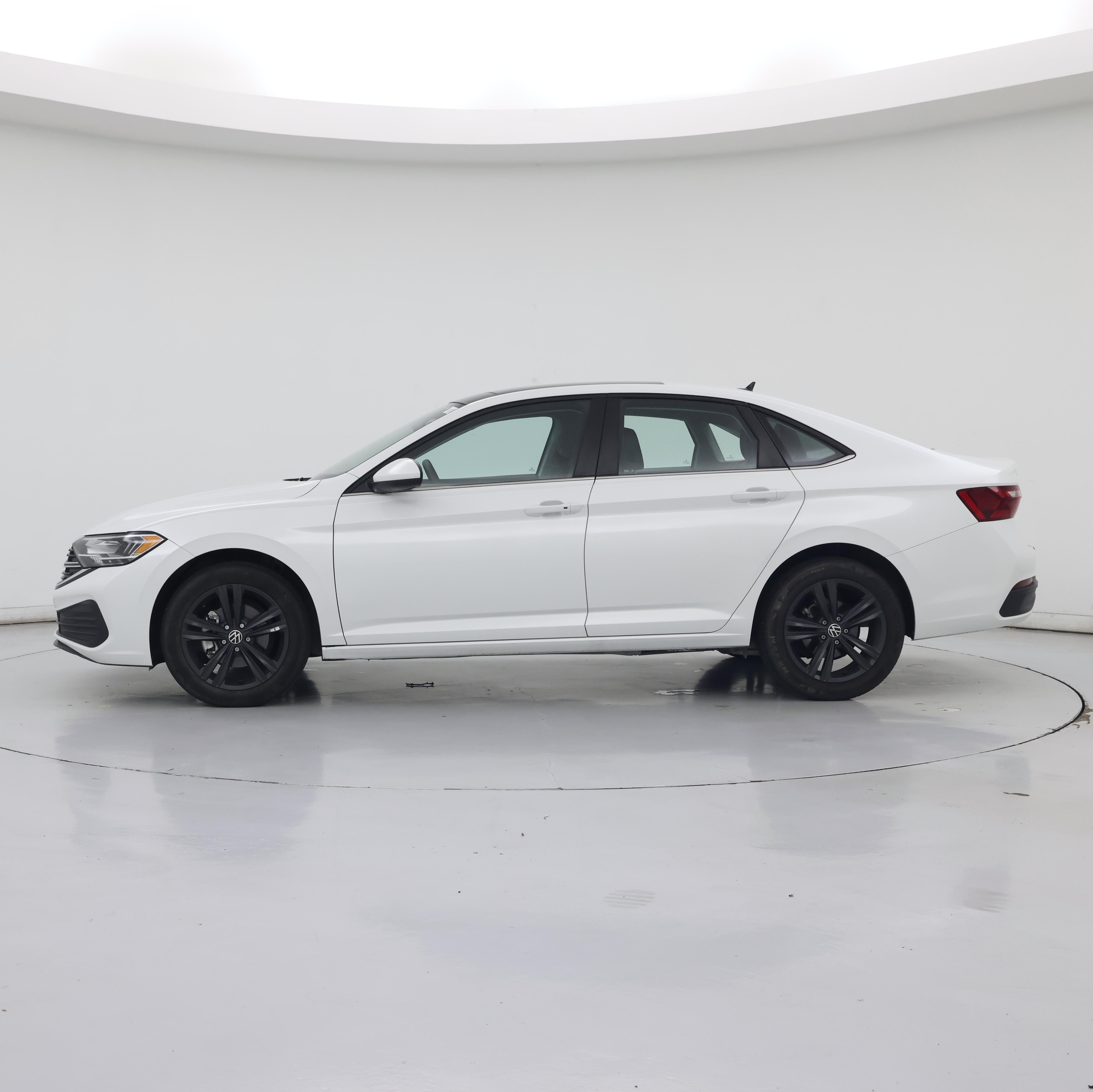 Thumbnail: 2024 Volkswagen Jetta - 3