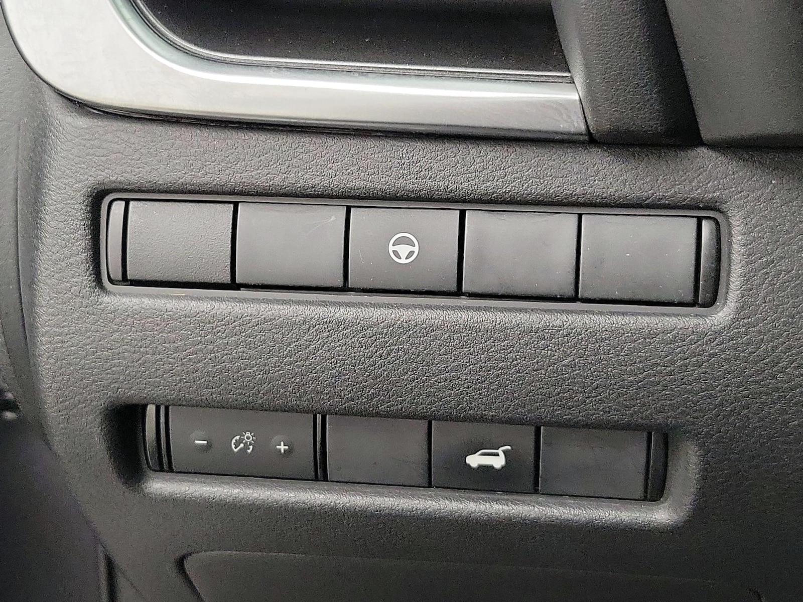 2022 Nissan Rogue SV - Photo 14