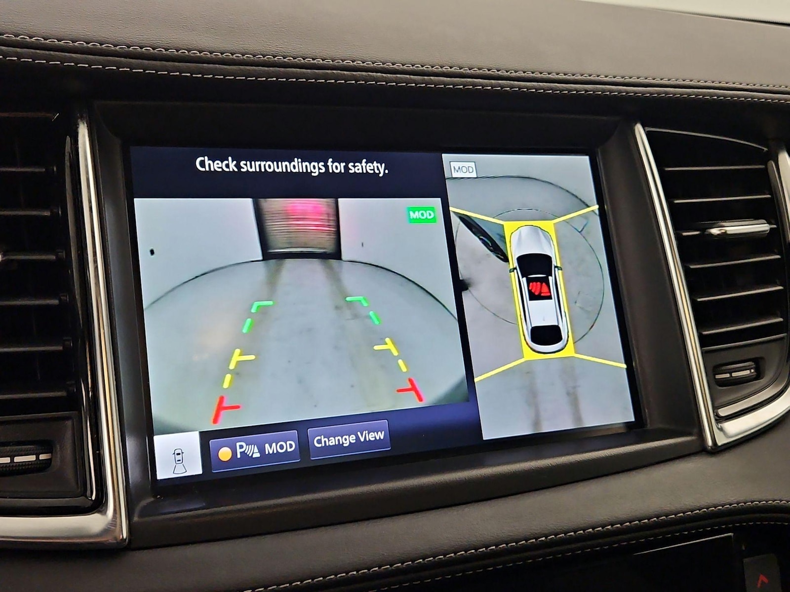 2023 INFINITI QX55 Essential - Photo 14