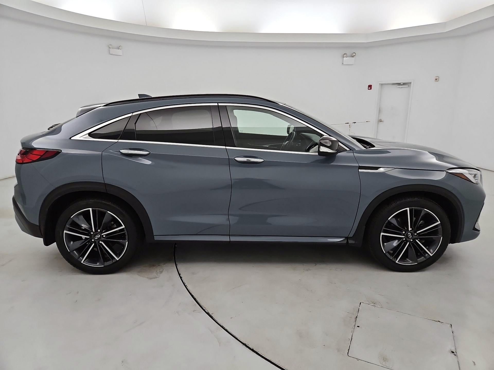 Thumbnail: 2023 INFINITI QX55 - 4