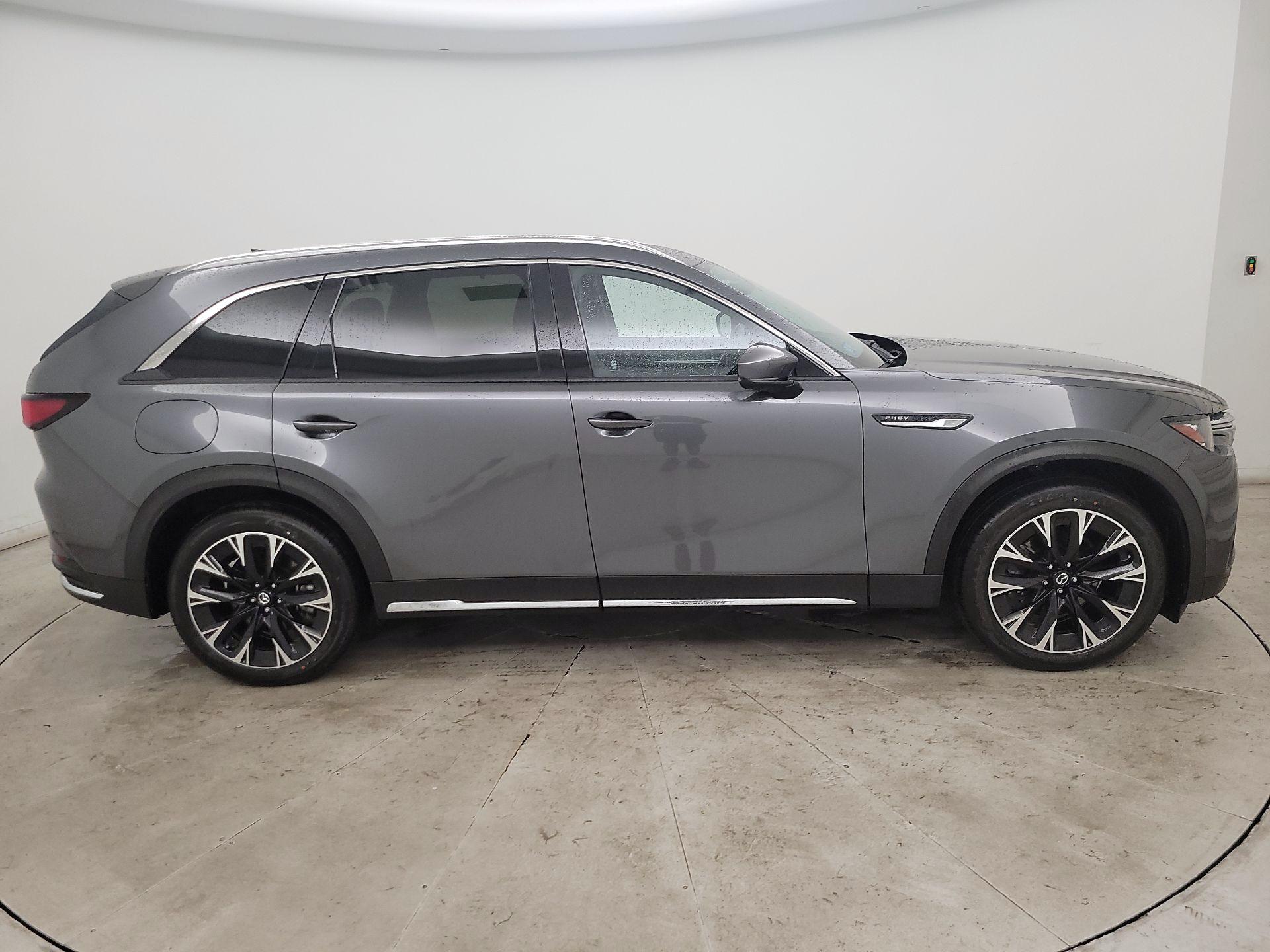 Thumbnail: 2024 Mazda CX-90 - 4