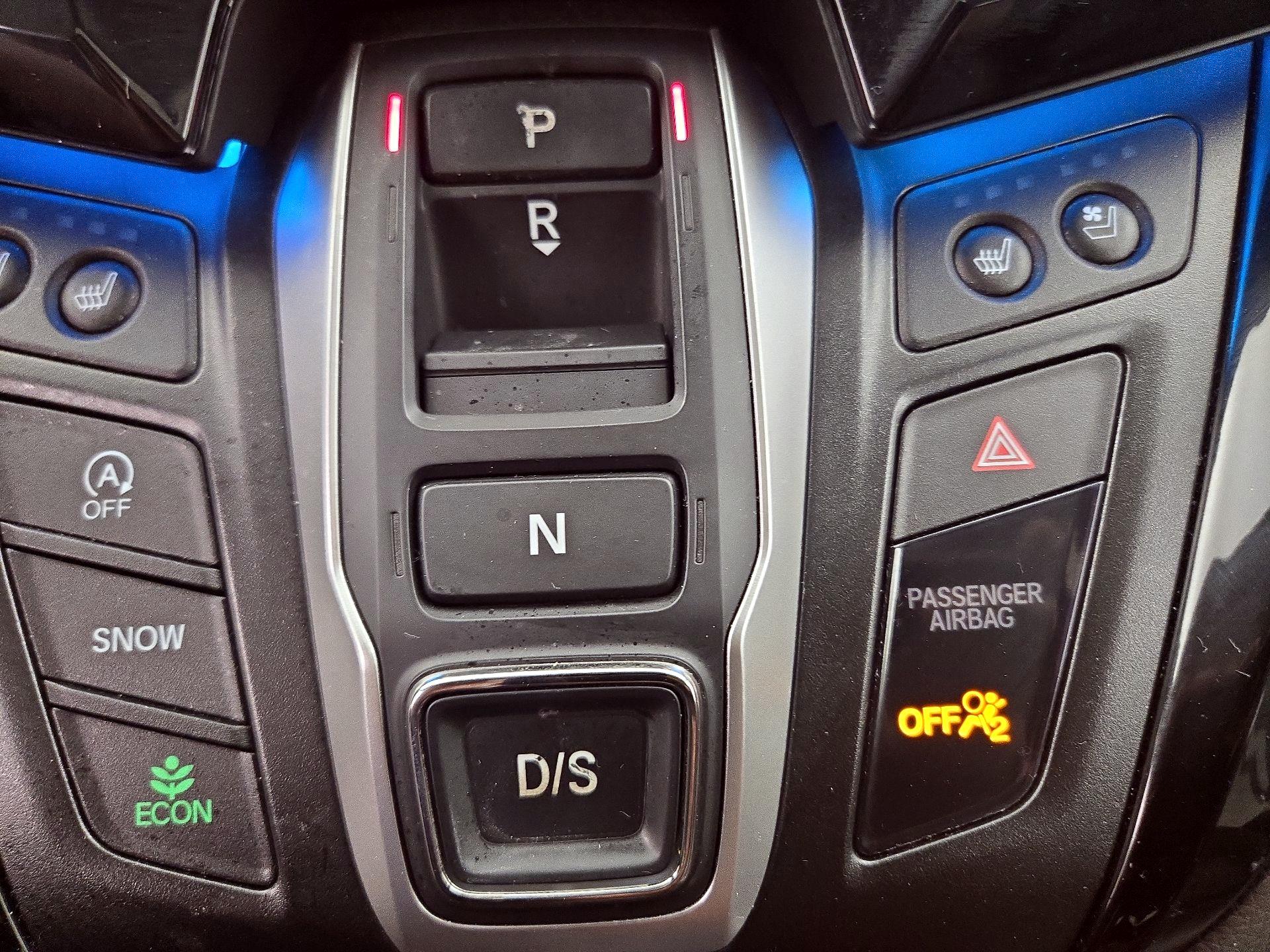 Thumbnail: 2019 Honda Odyssey - 18