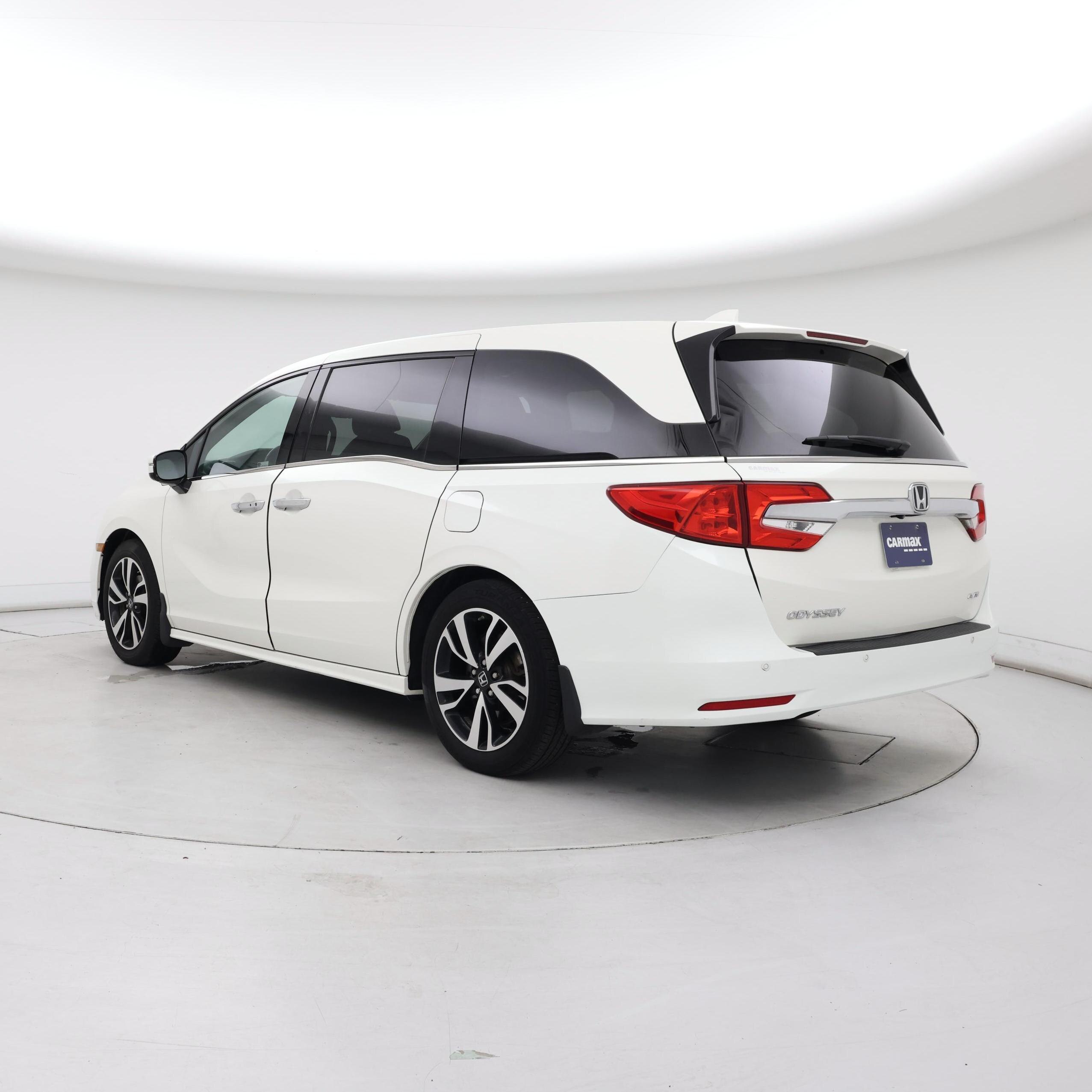 Thumbnail: 2019 Honda Odyssey - 2