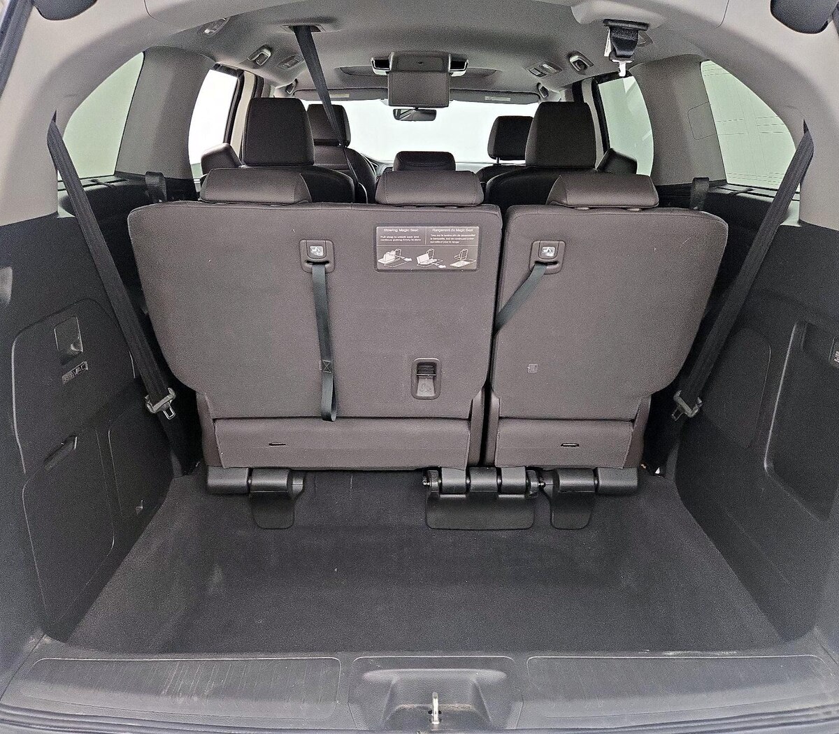 Trunk/Cargo (Seats Up)
