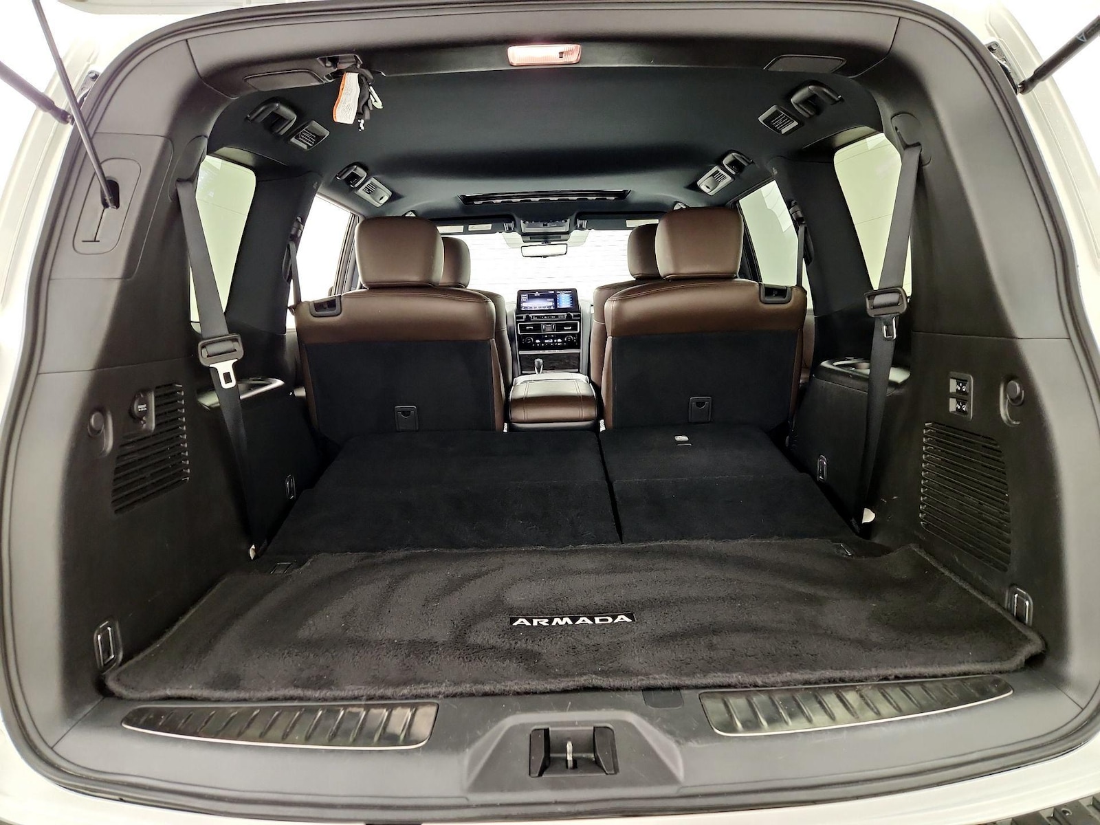2024 Nissan Armada Platinum - Photo 24