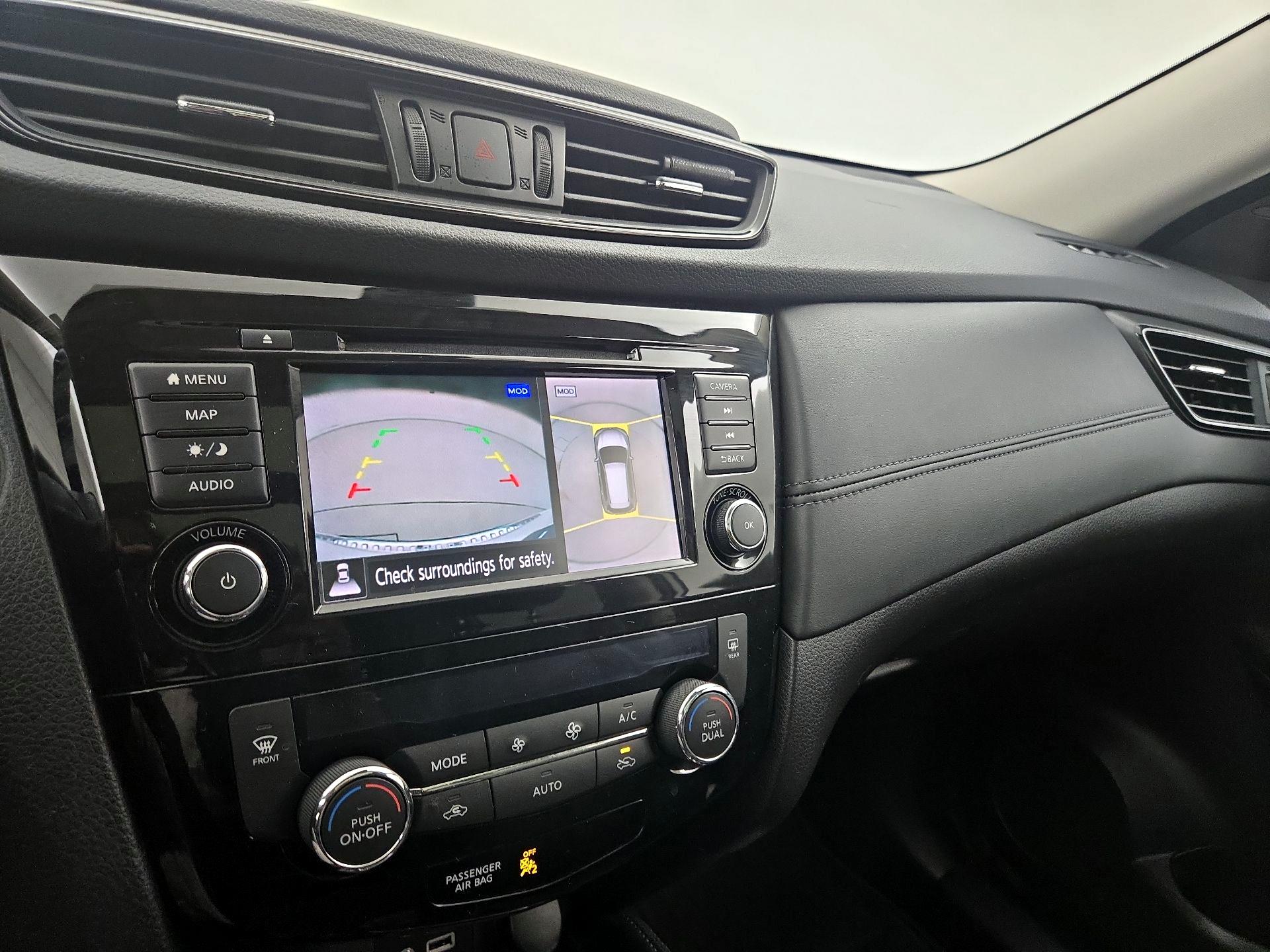 Thumbnail: 2018 Nissan Rogue - 15