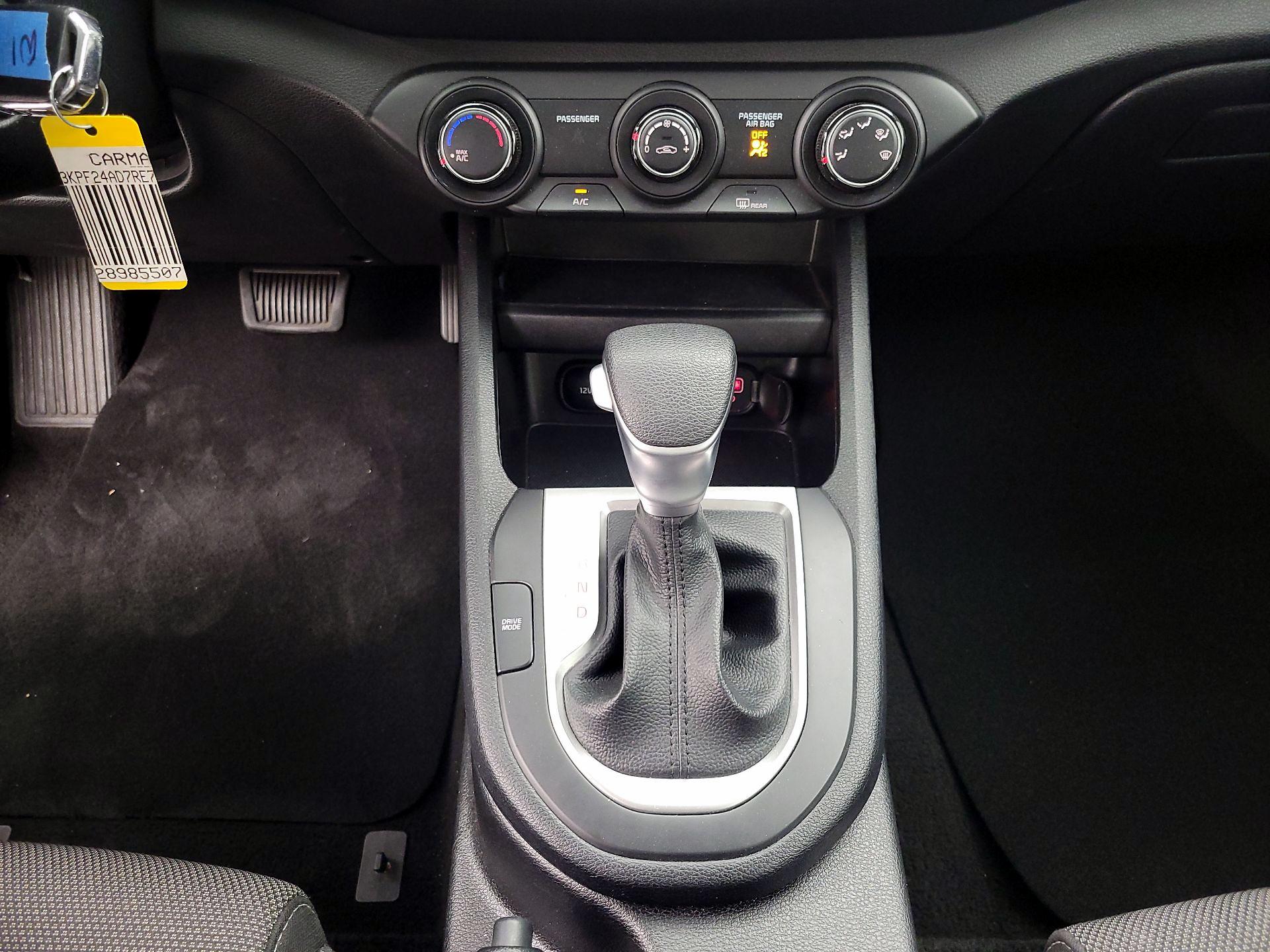 Thumbnail: 2024 Kia Forte - 17