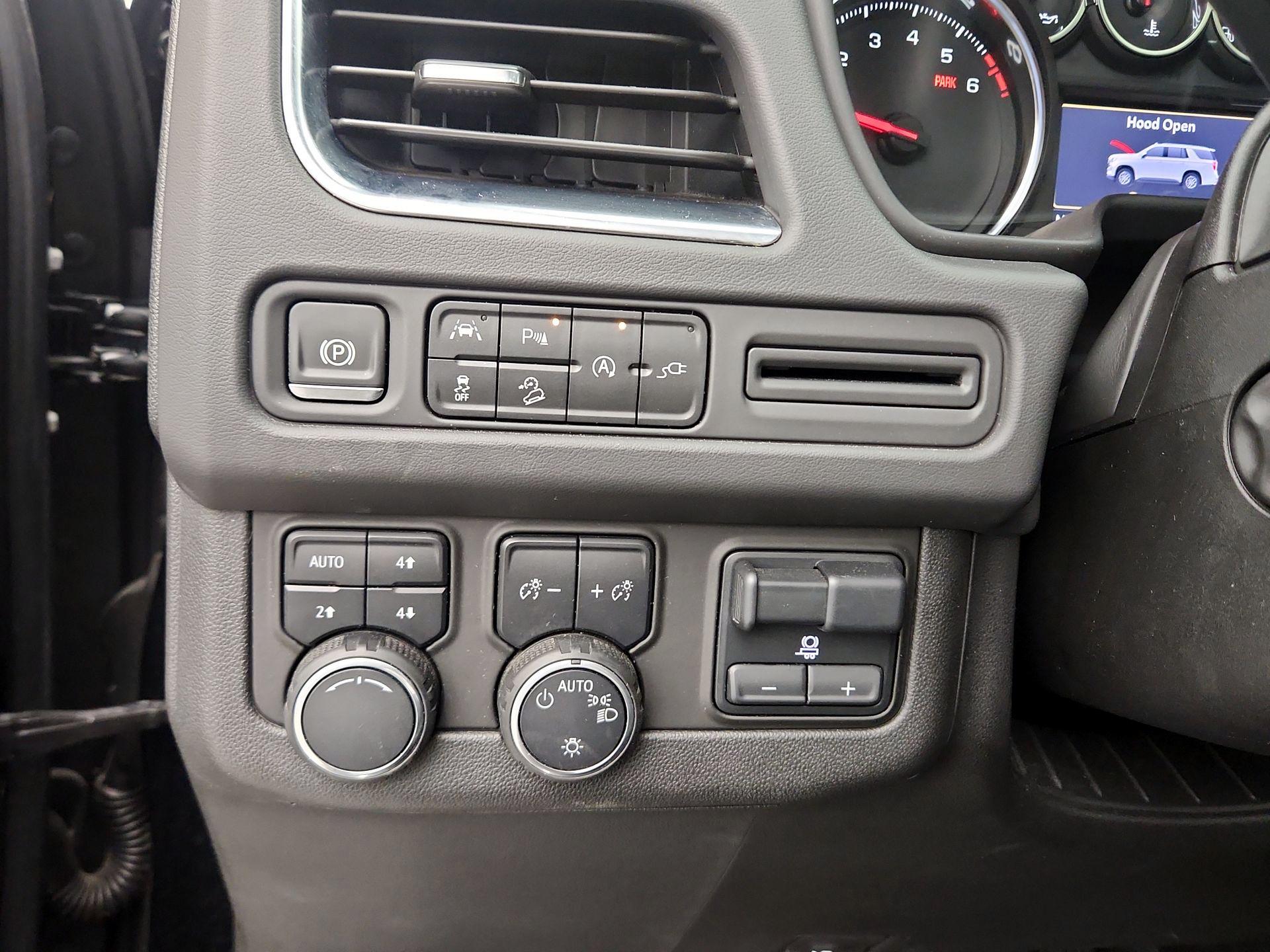 Thumbnail: 2021 Chevrolet Tahoe - 13