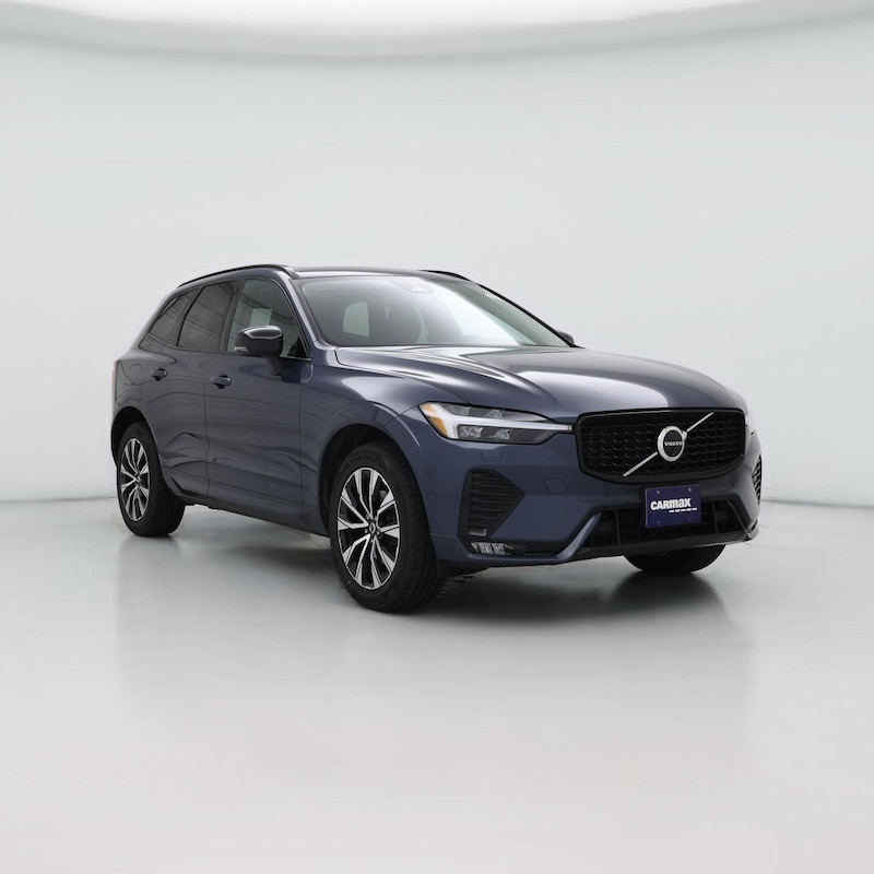 2024 Volvo XC60 B5 Plus Dark Theme