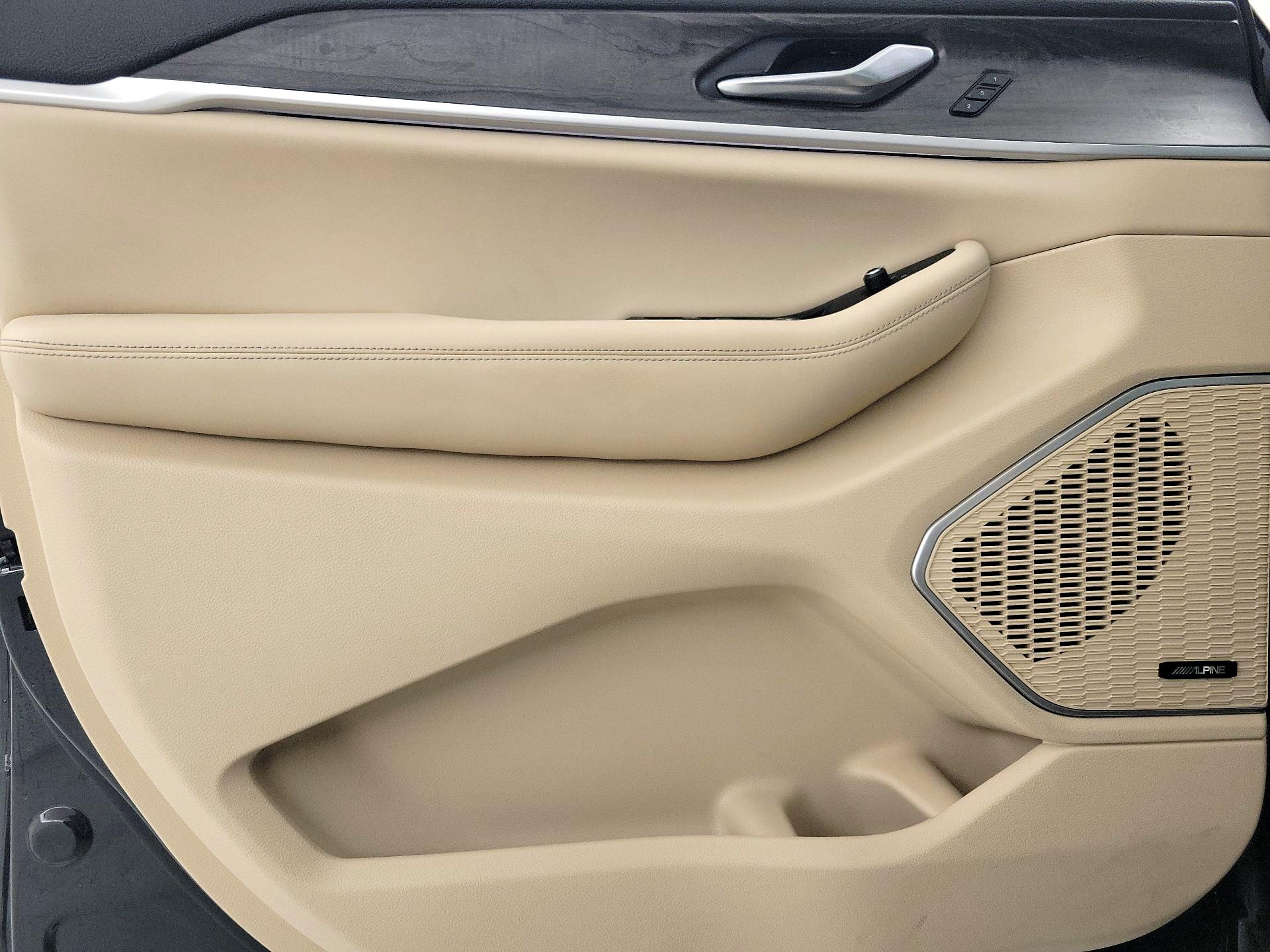 Thumbnail: 2023 Jeep Grand Cherokee - 12