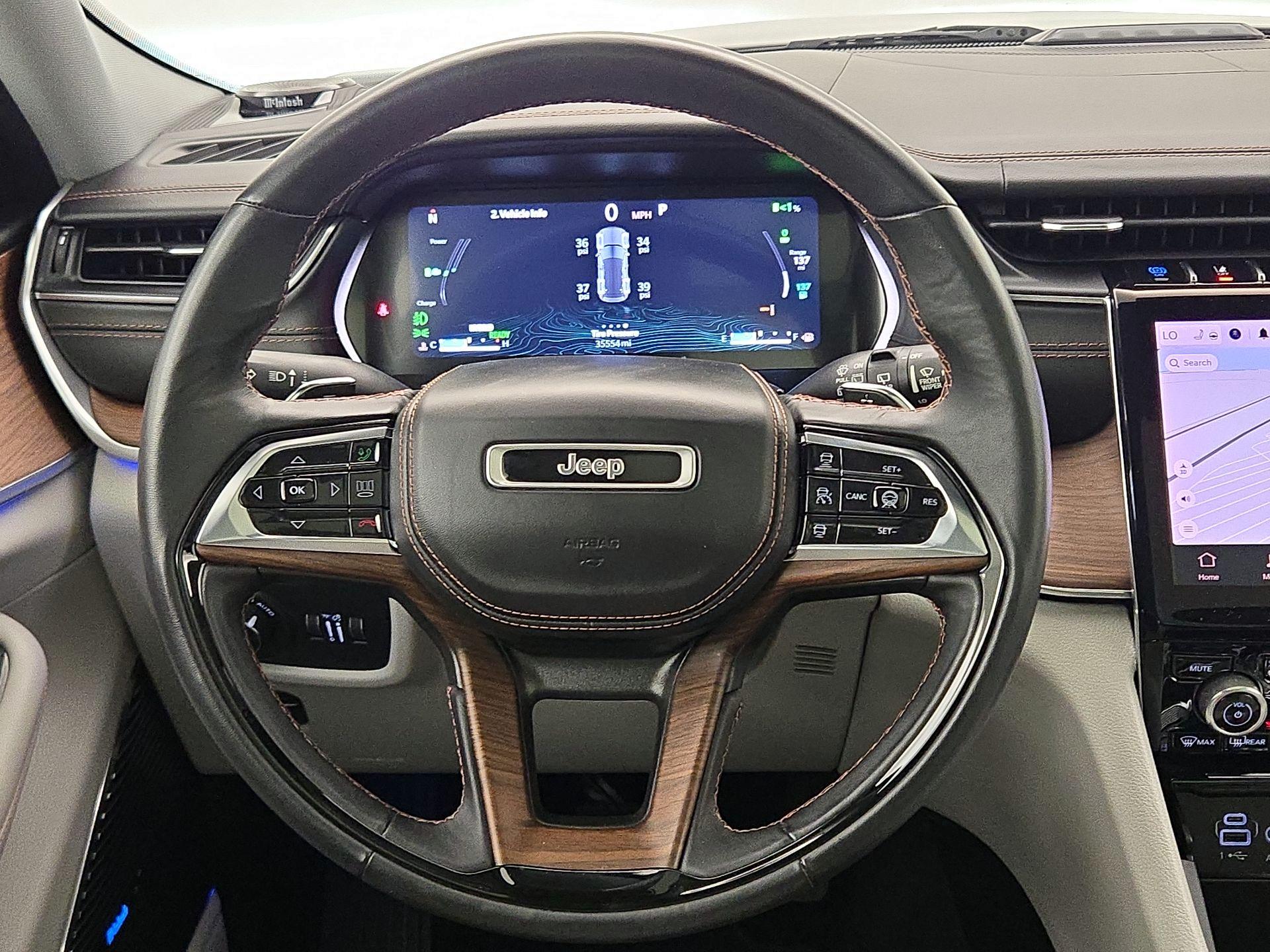Thumbnail: 2022 Jeep Grand Cherokee - 9