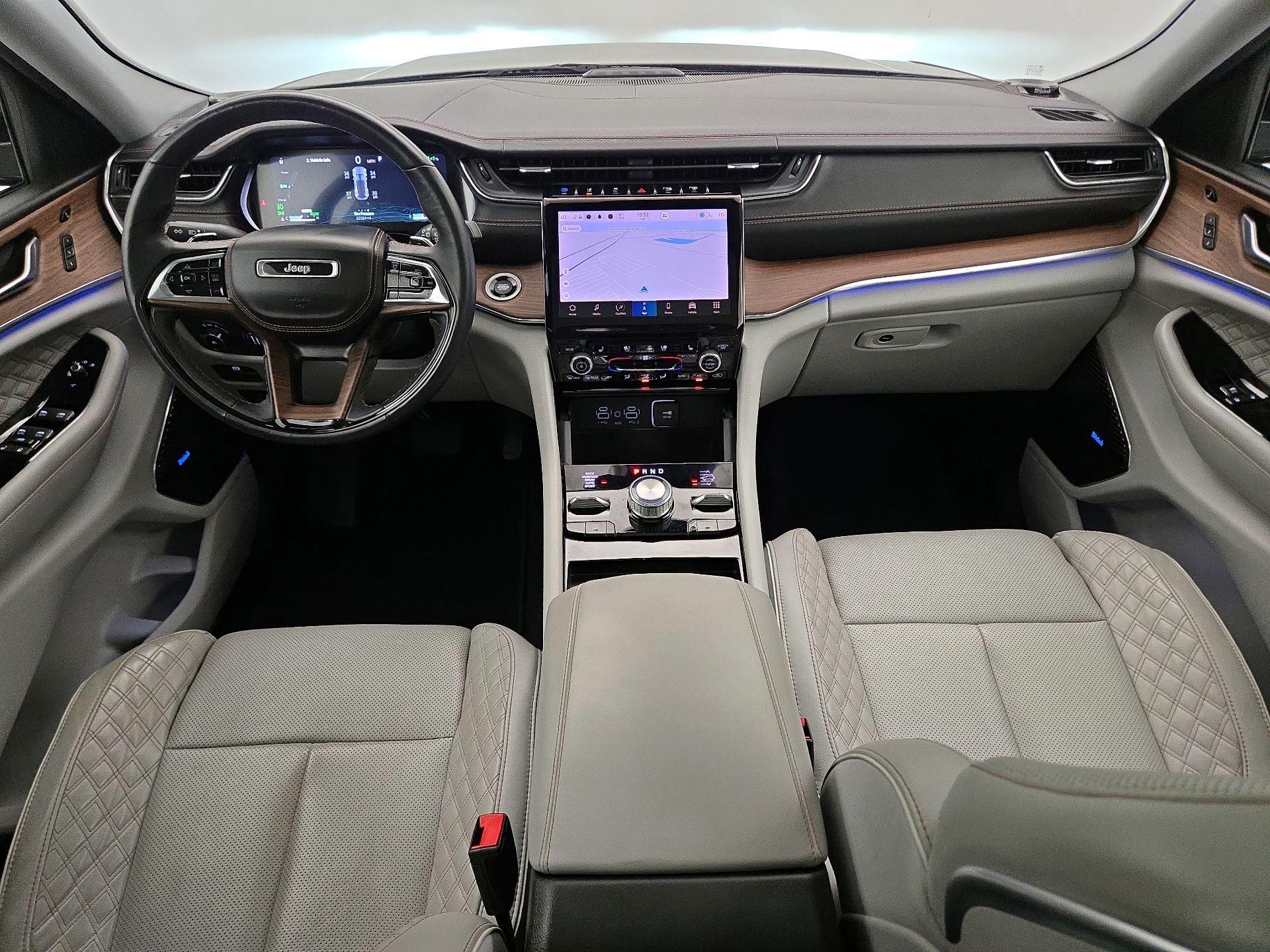 Thumbnail: 2022 Jeep Grand Cherokee - 11
