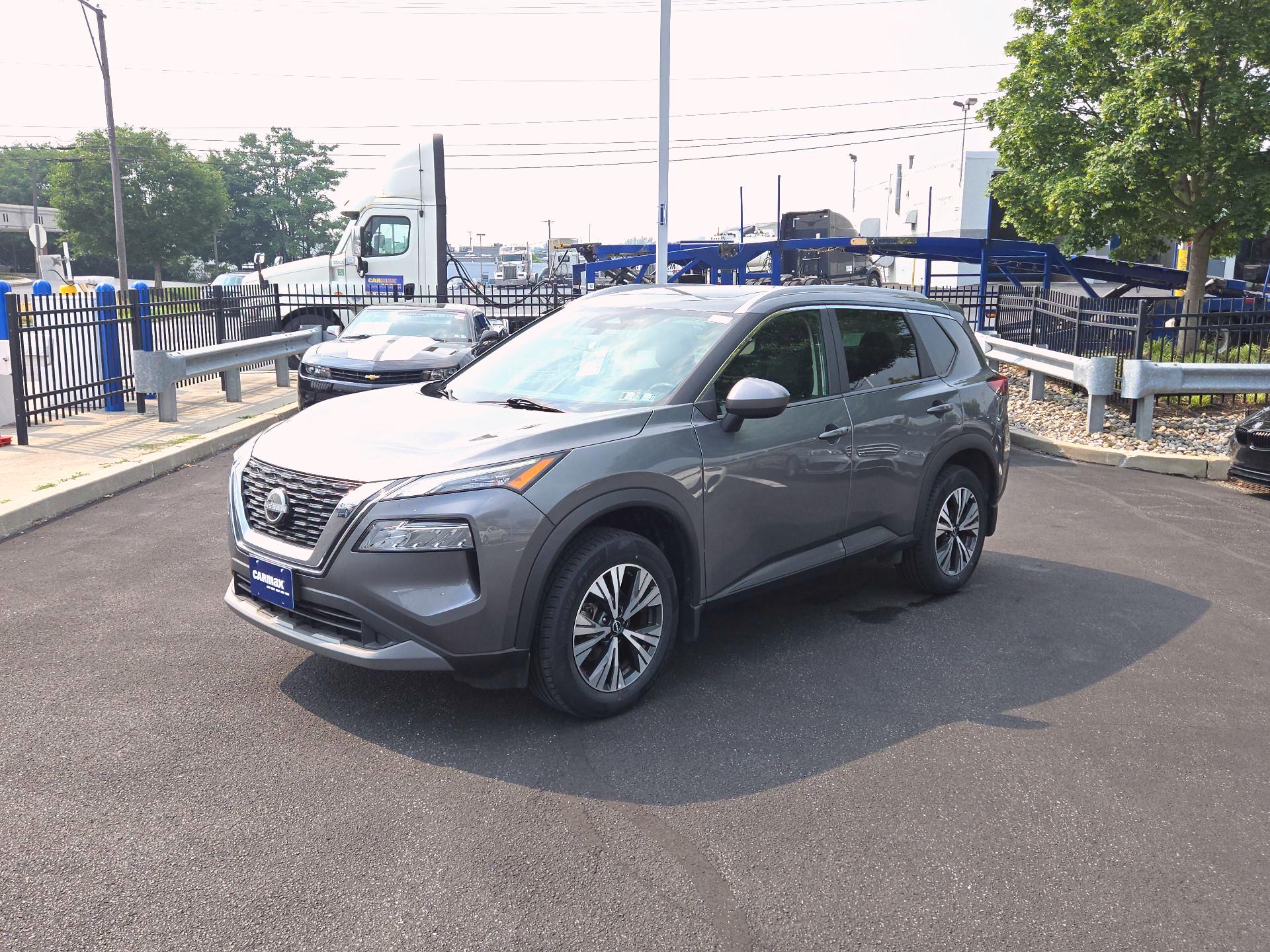 Thumbnail: 2023 Nissan Rogue - 3