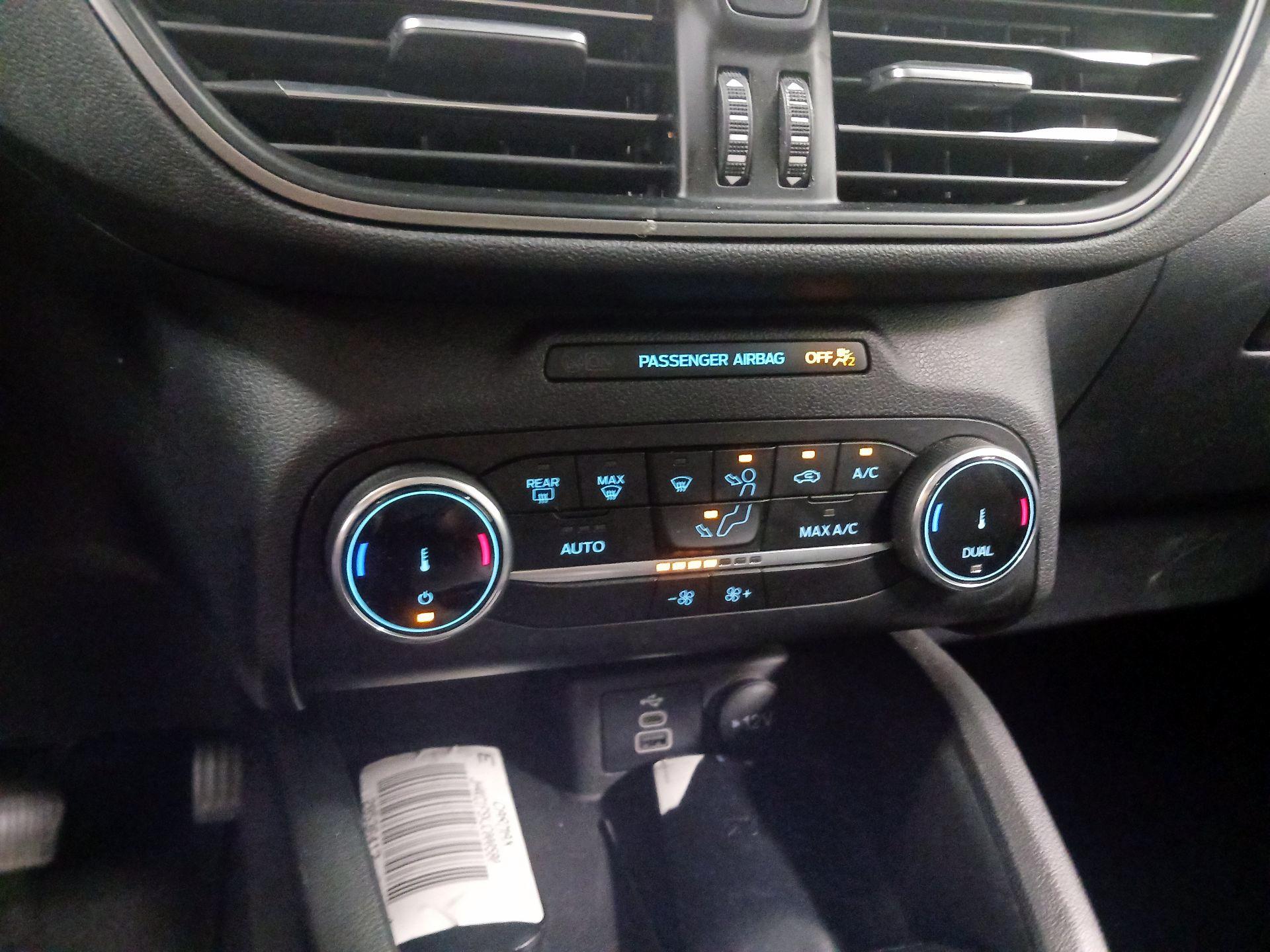 Thumbnail: 2024 Ford Escape - 14