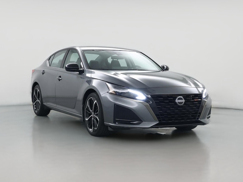 2023 Nissan Altima SR