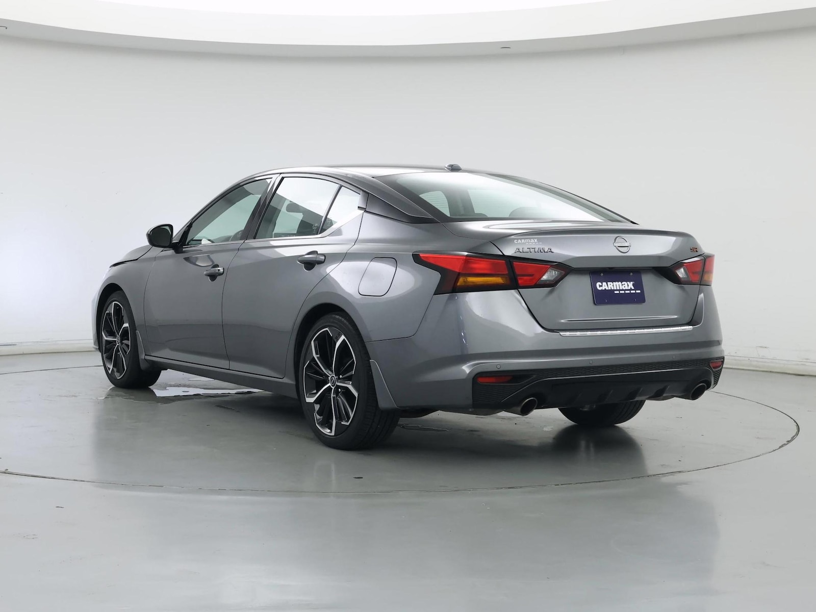 2023 Nissan Altima SR - Photo 3