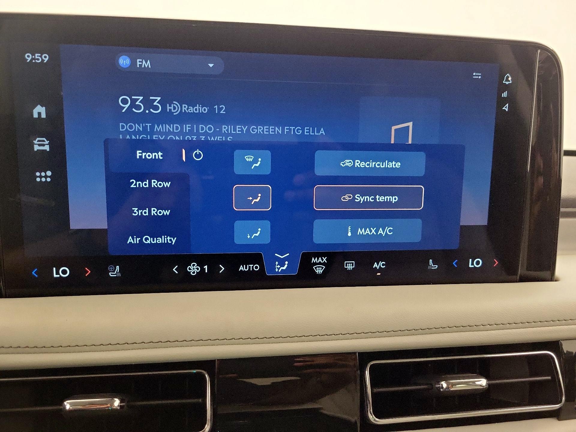 Thumbnail: 2025 Lincoln Aviator - 17