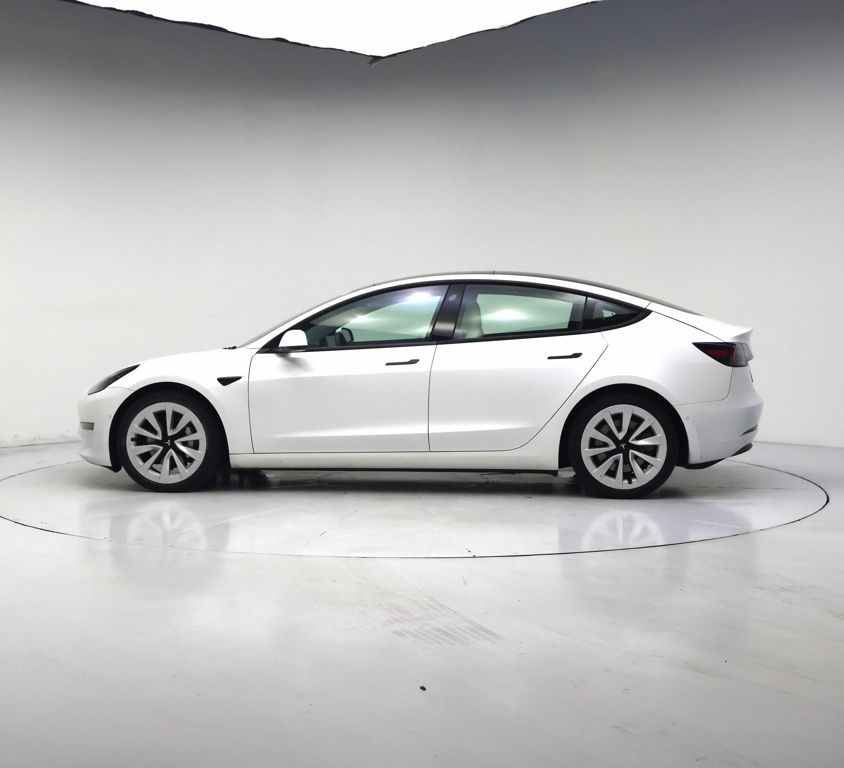 Thumbnail: 2021 Tesla Model 3 - 3