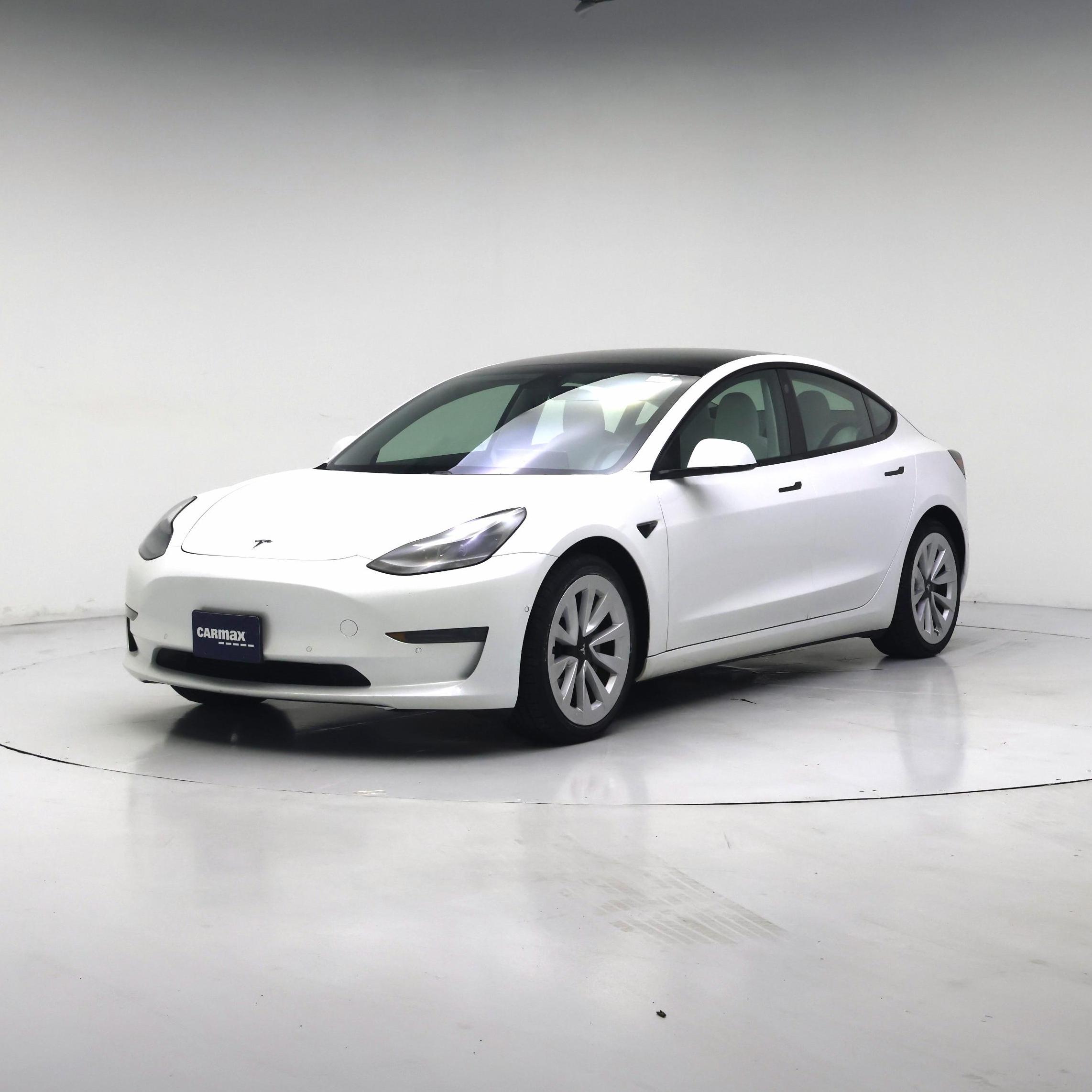 Thumbnail: 2021 Tesla Model 3 - 4