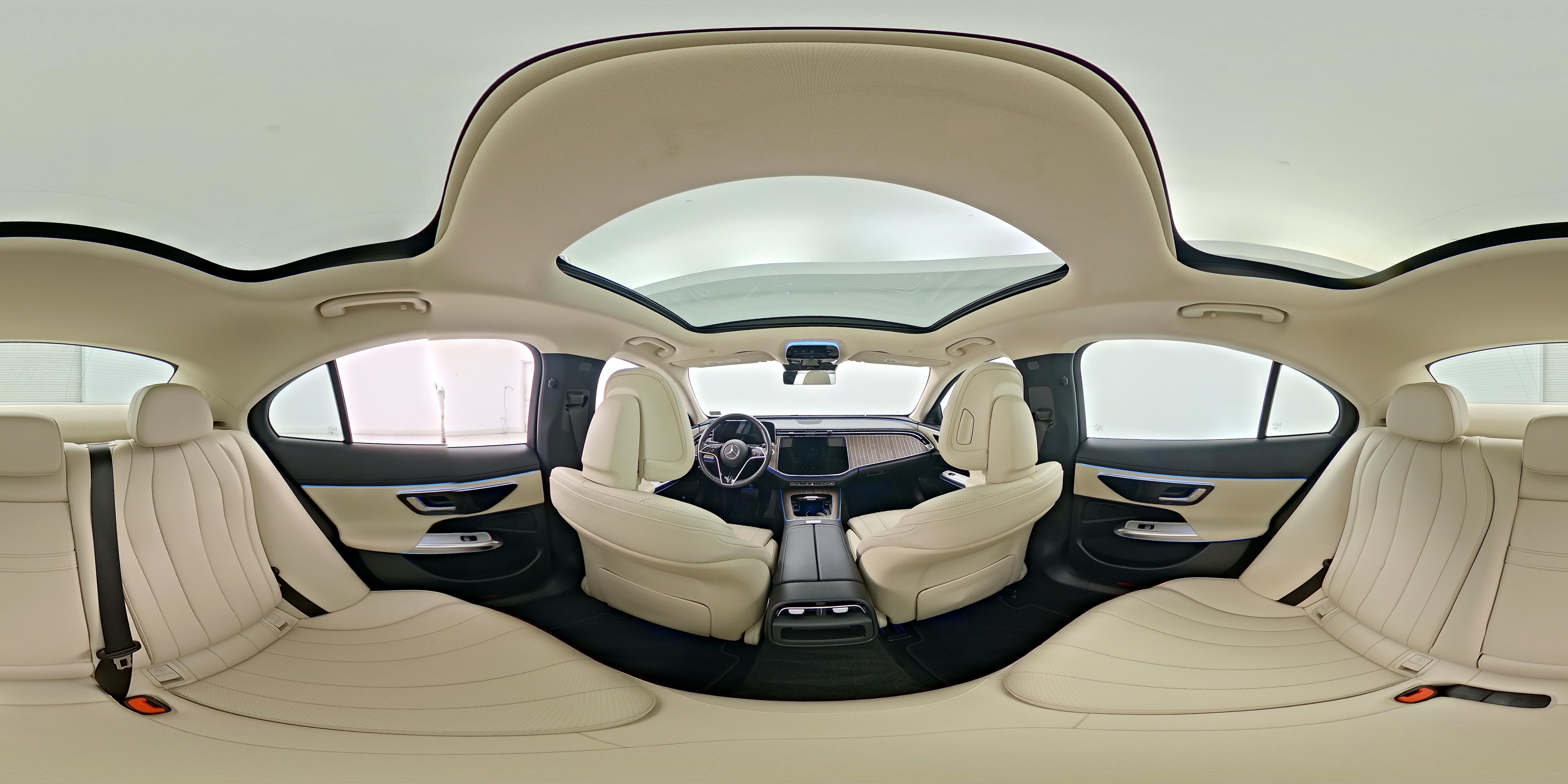 2025 Mercedes-Benz E-Class E350 - Photo 28