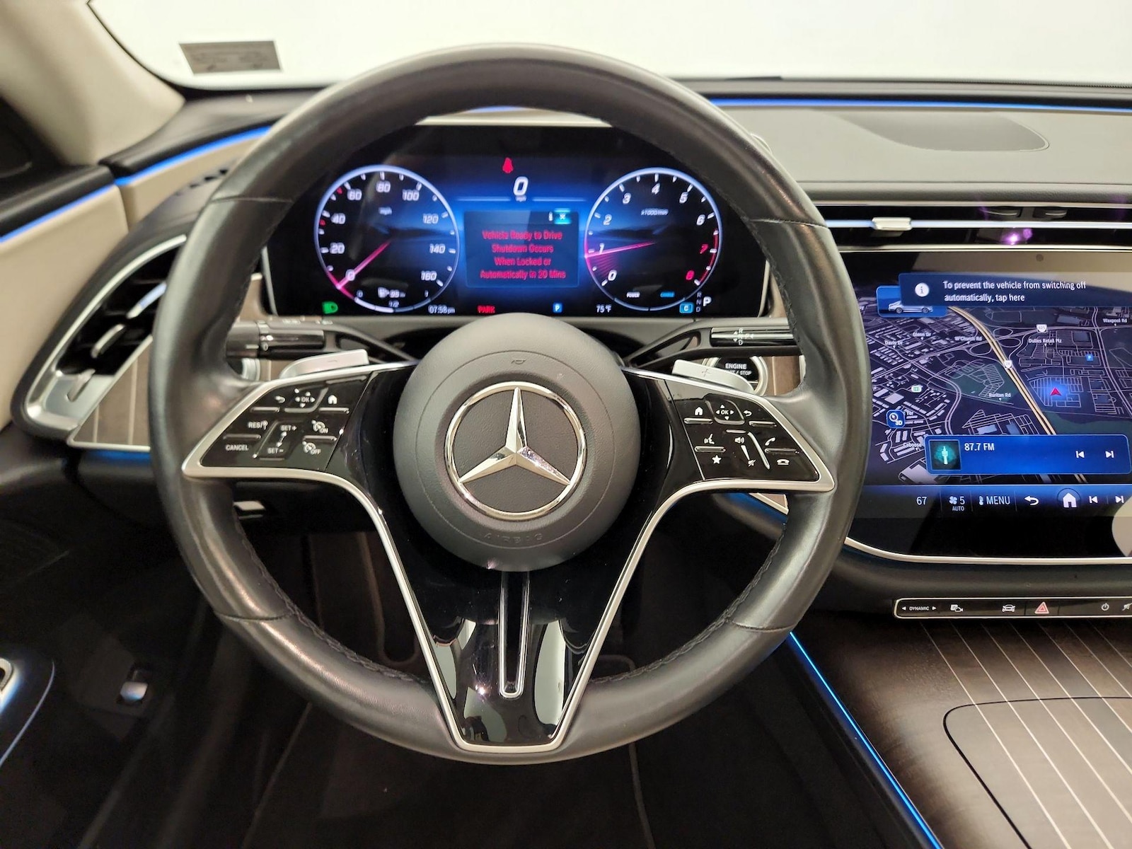 2025 Mercedes-Benz E-Class E350 - Photo 11