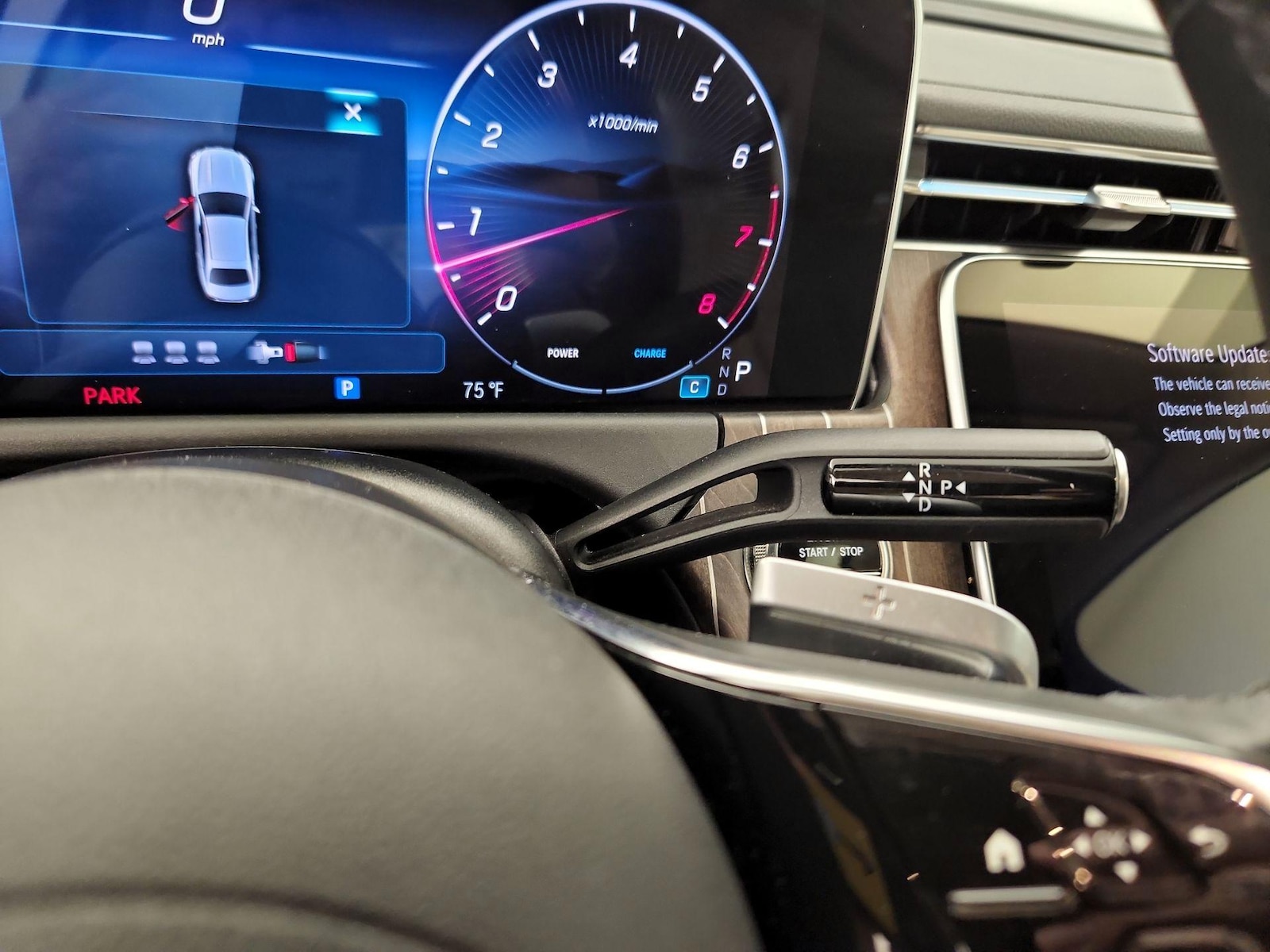 2025 Mercedes-Benz E-Class E350 - Photo 19