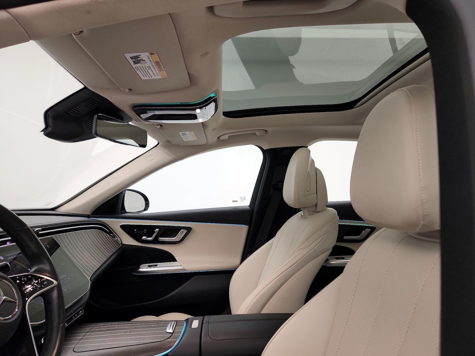 2025 Mercedes-Benz E-Class E350 - Photo 21