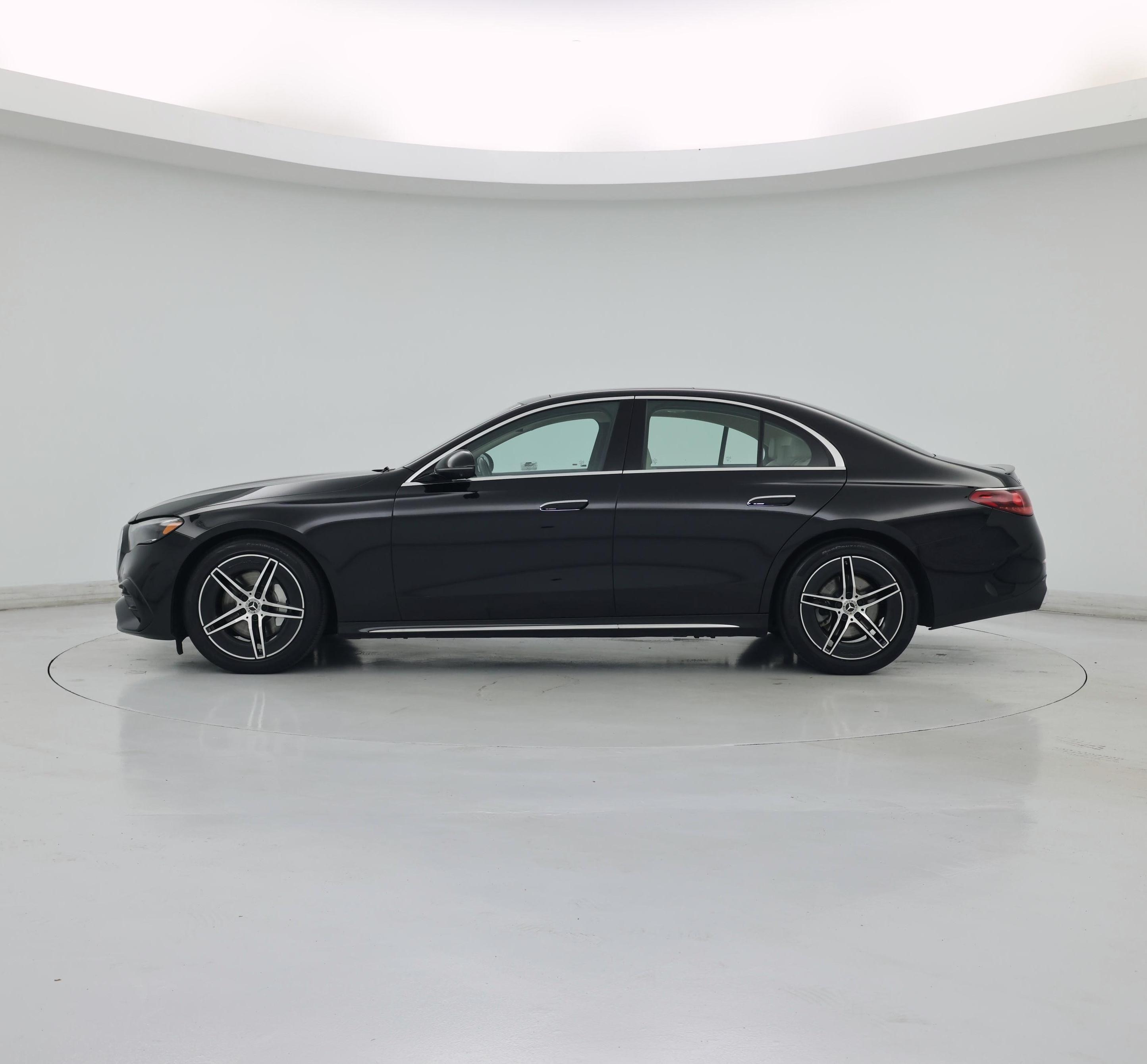 Thumbnail: 2025 Mercedes-Benz E-Class - 3