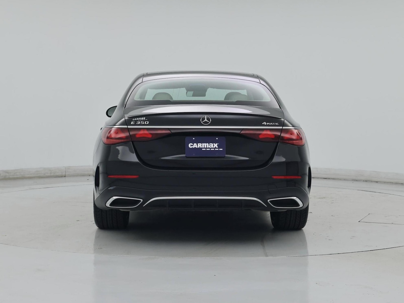 2025 Mercedes-Benz E-Class E350 - Photo 7