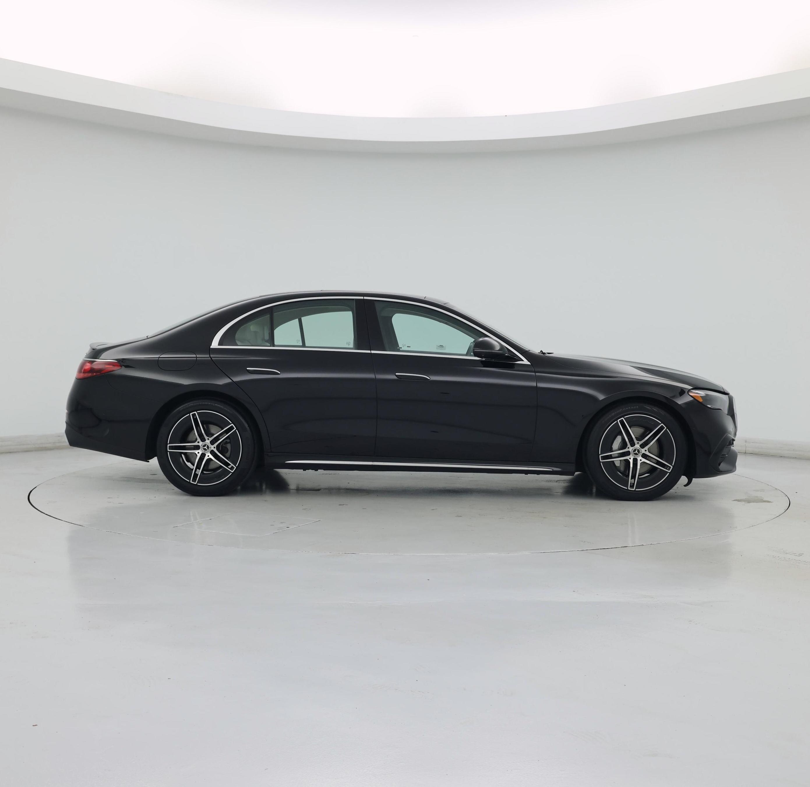 Thumbnail: 2025 Mercedes-Benz E-Class - 7