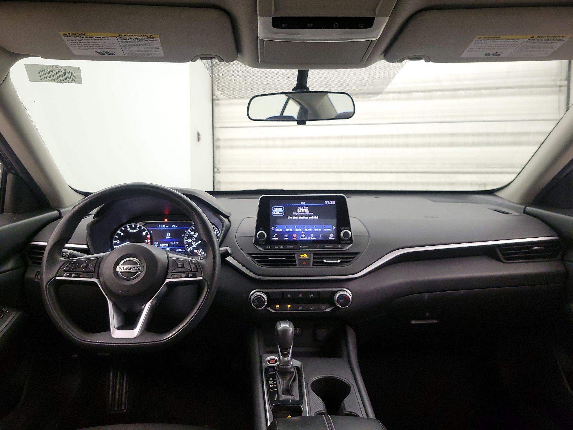 Thumbnail: 2020 Nissan Altima - 9