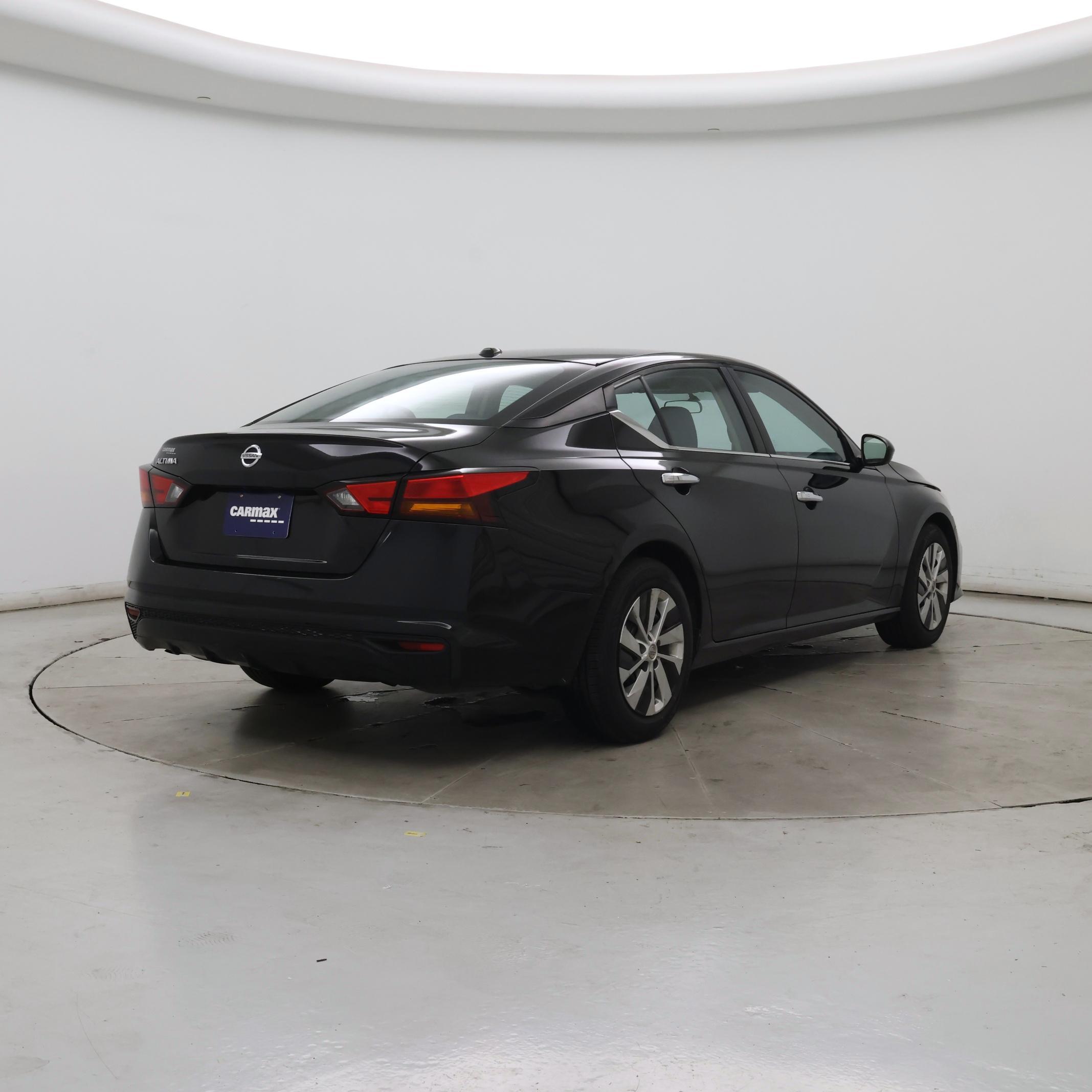 Thumbnail: 2020 Nissan Altima - 8