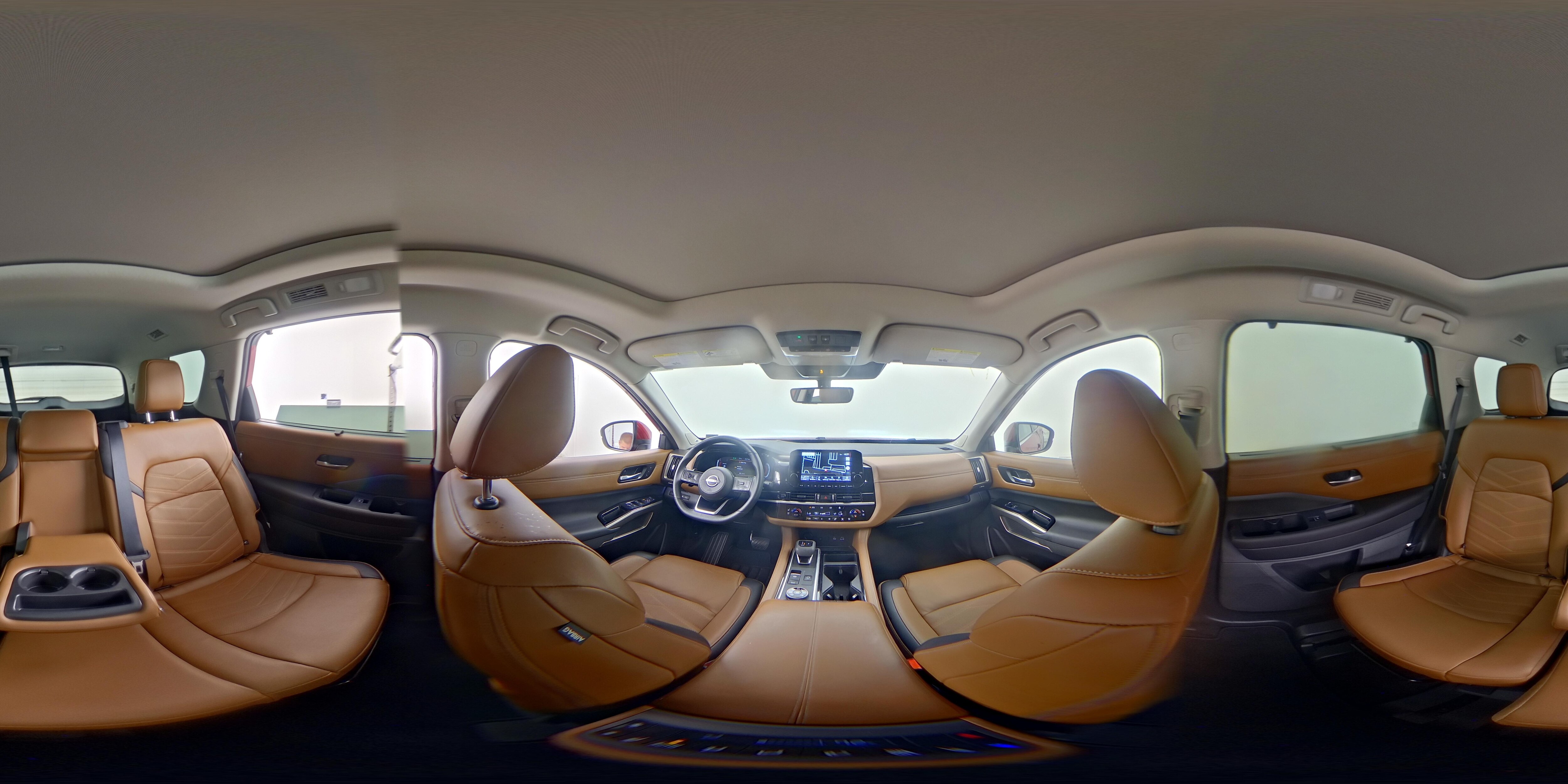 2025 Nissan Pathfinder Platinum - Photo 29