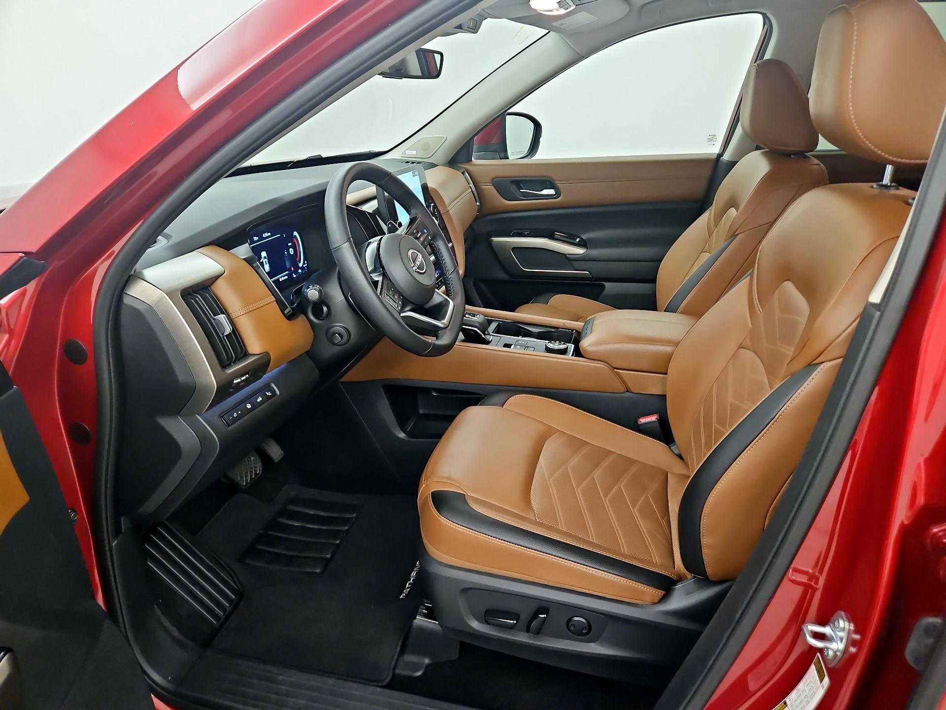 Thumbnail: 2025 Nissan Pathfinder - 11