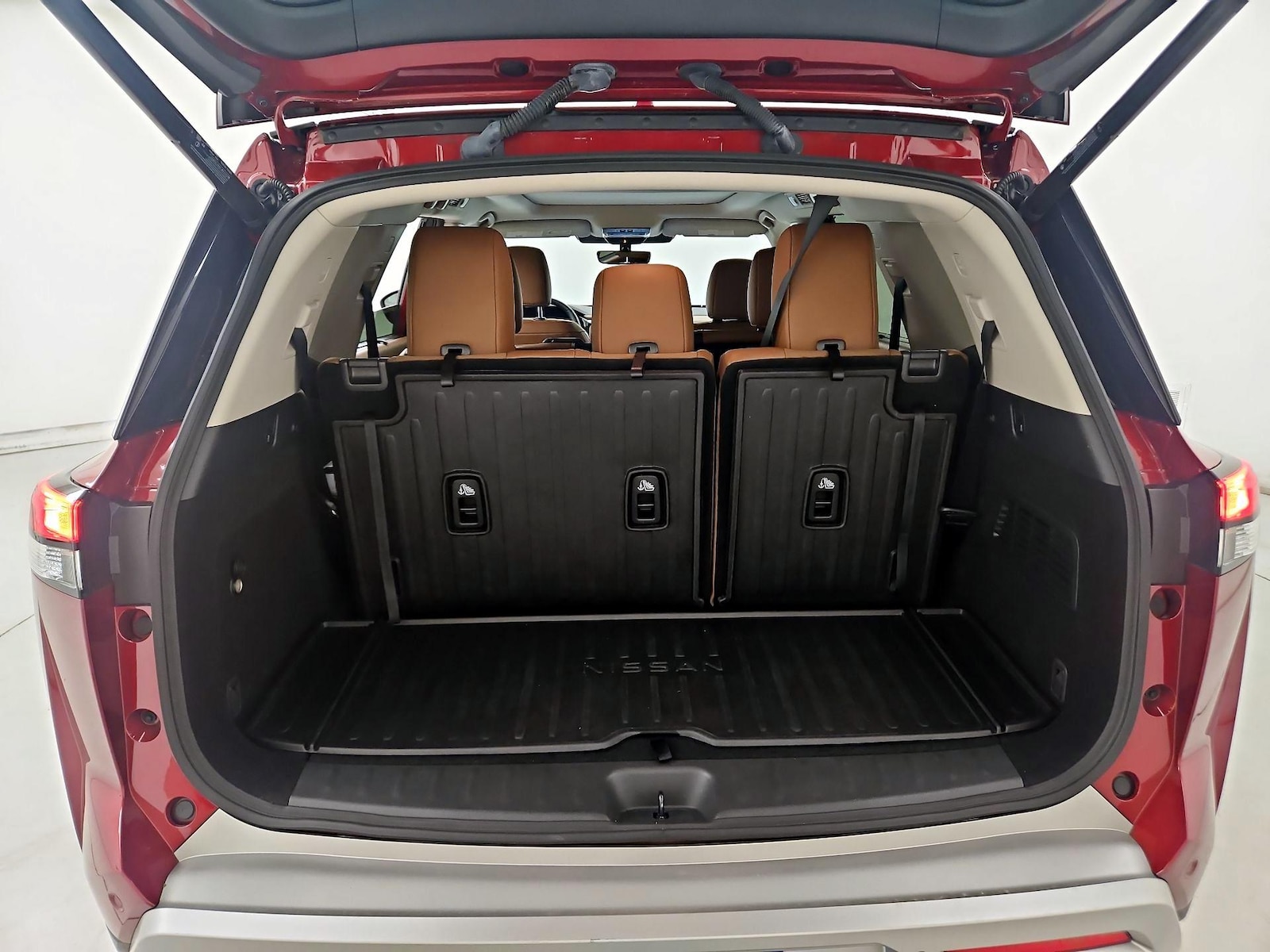 2025 Nissan Pathfinder Platinum - Photo 24