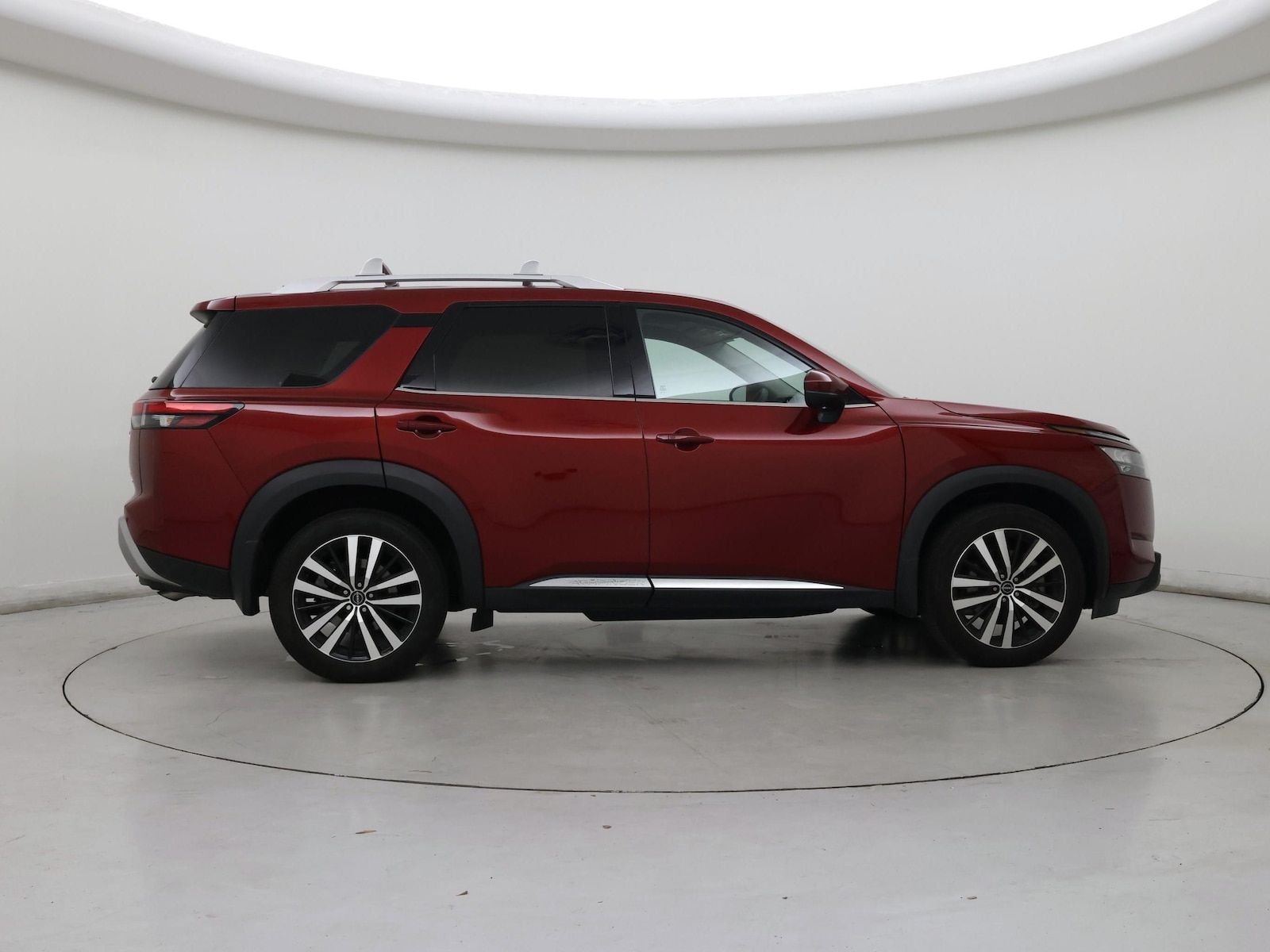 2025 Nissan Pathfinder Platinum - Photo 8