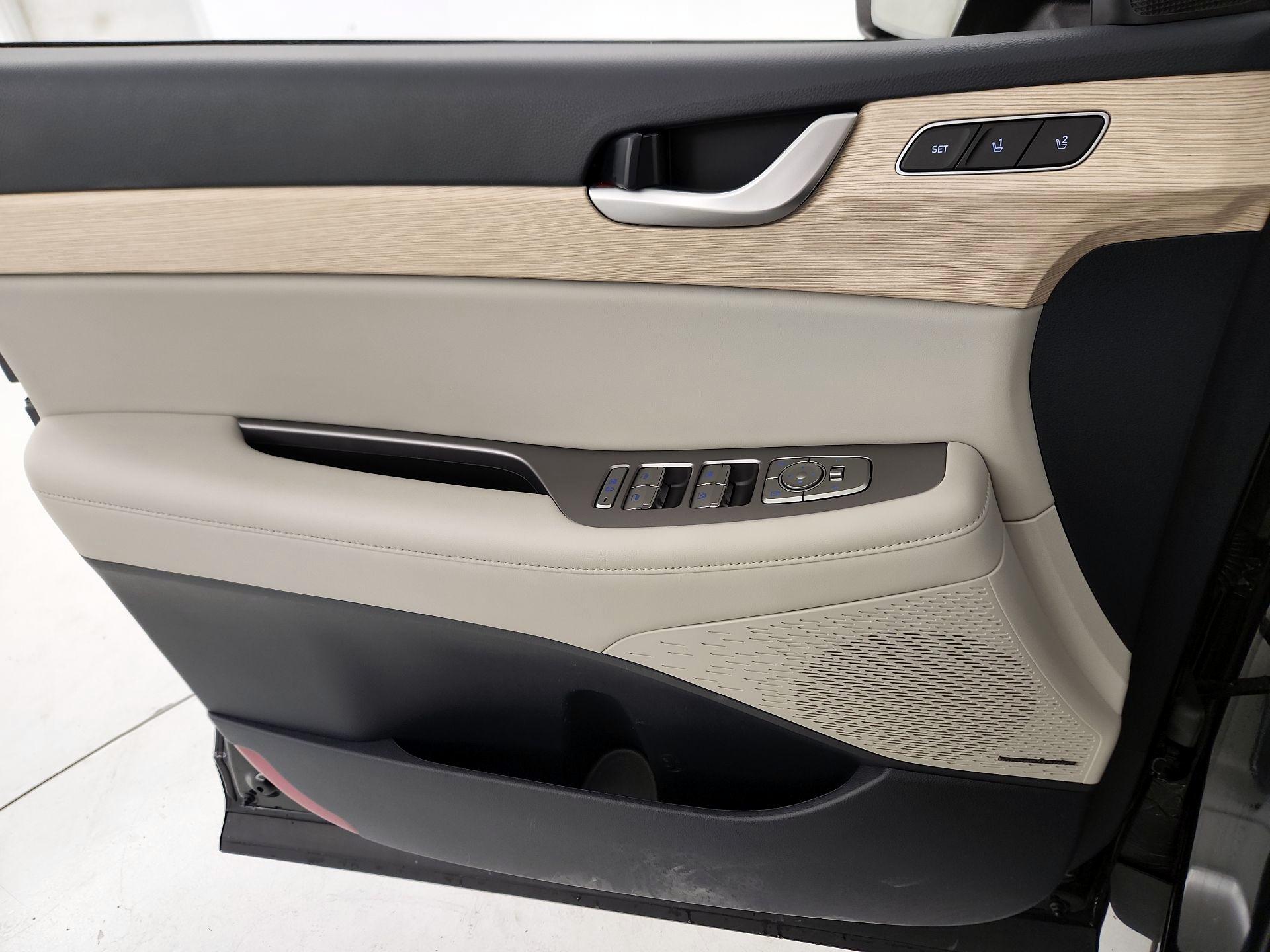 Thumbnail: 2024 Hyundai Palisade - 12