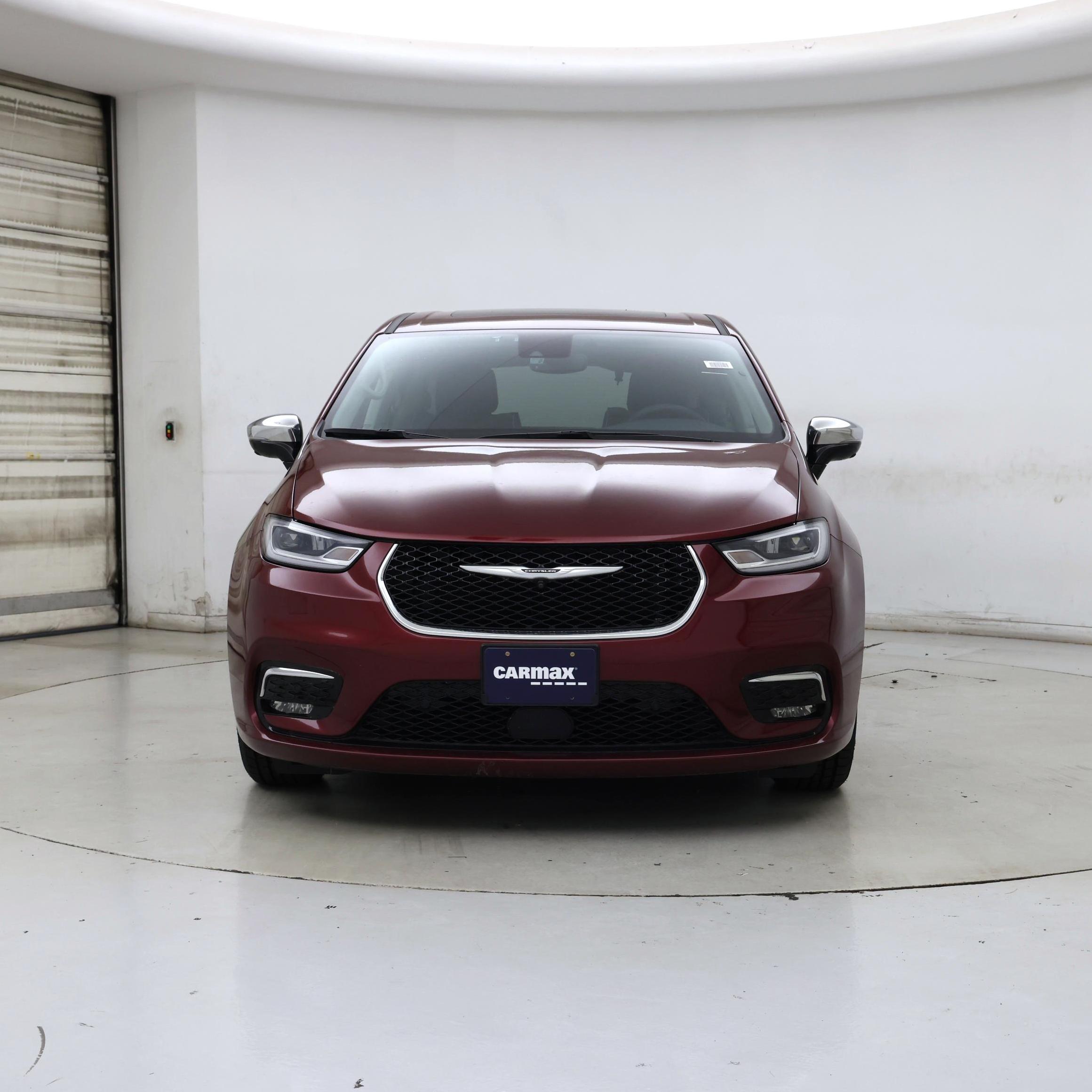 Thumbnail: 2023 Chrysler Pacifica - 5