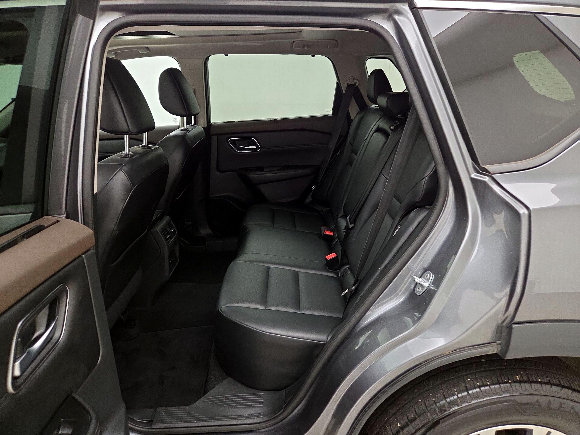 Thumbnail: 2021 Nissan Rogue - 18