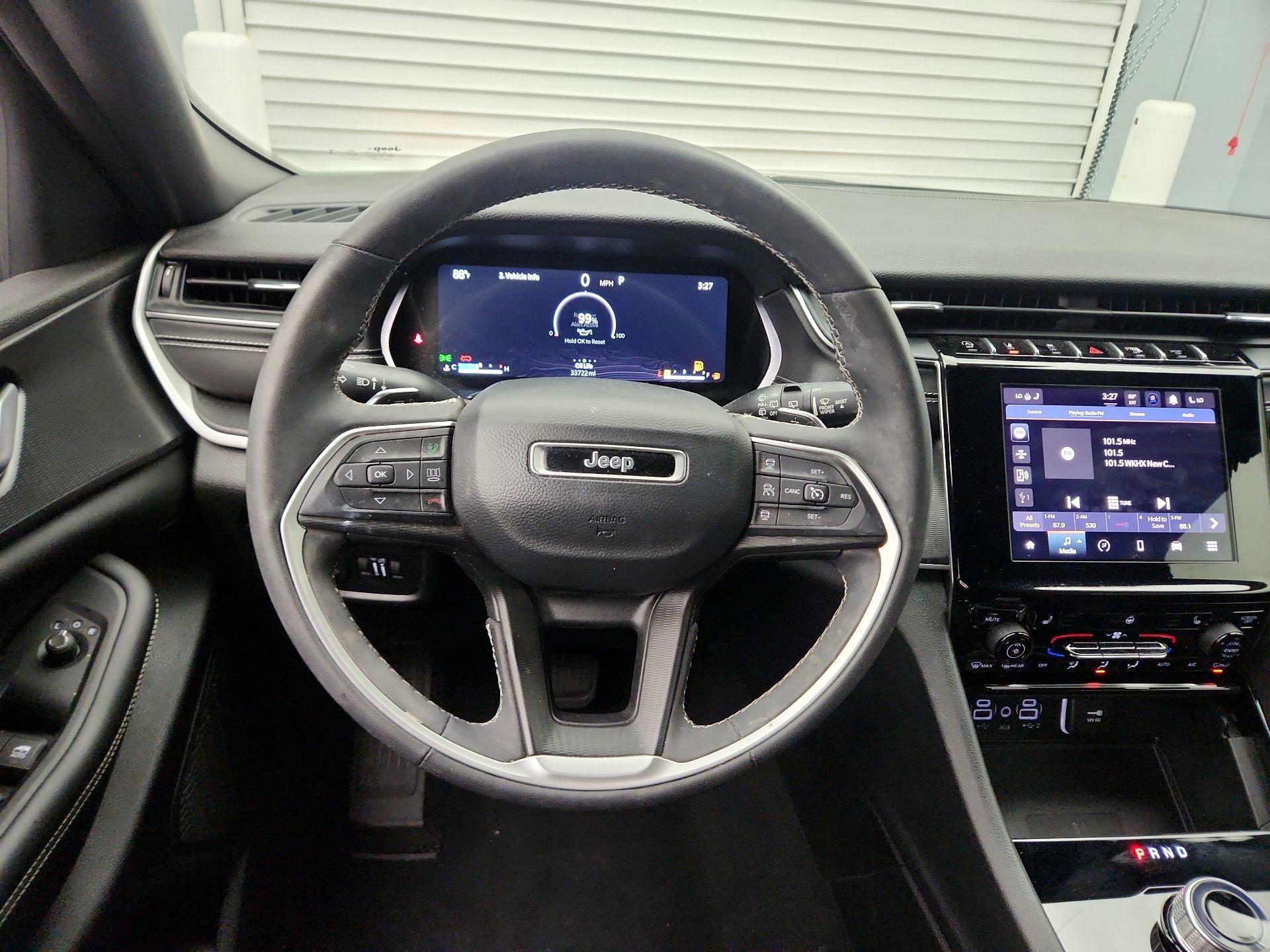 Thumbnail: 2023 Jeep Grand Cherokee L - 10
