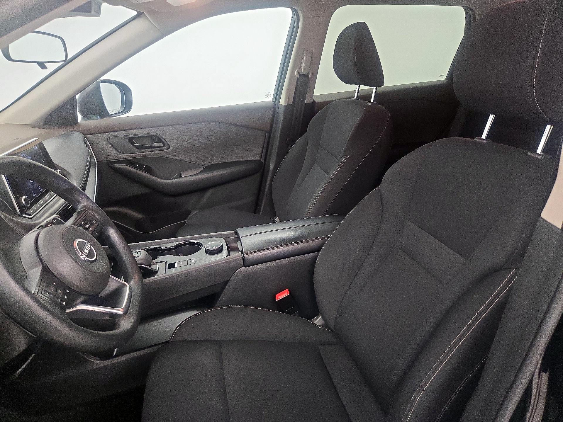 Thumbnail: 2023 Nissan Rogue - 11