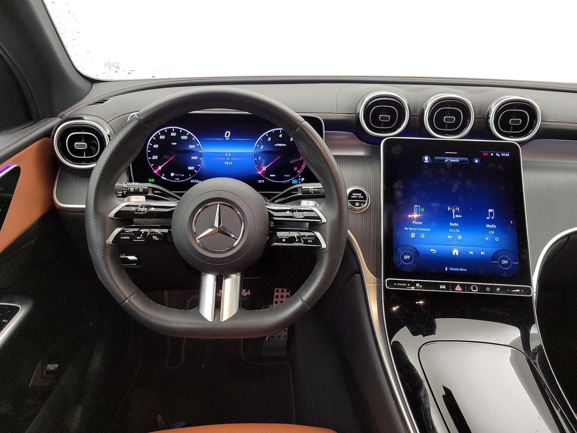 Thumbnail: 2024 Mercedes-Benz GLC - 10