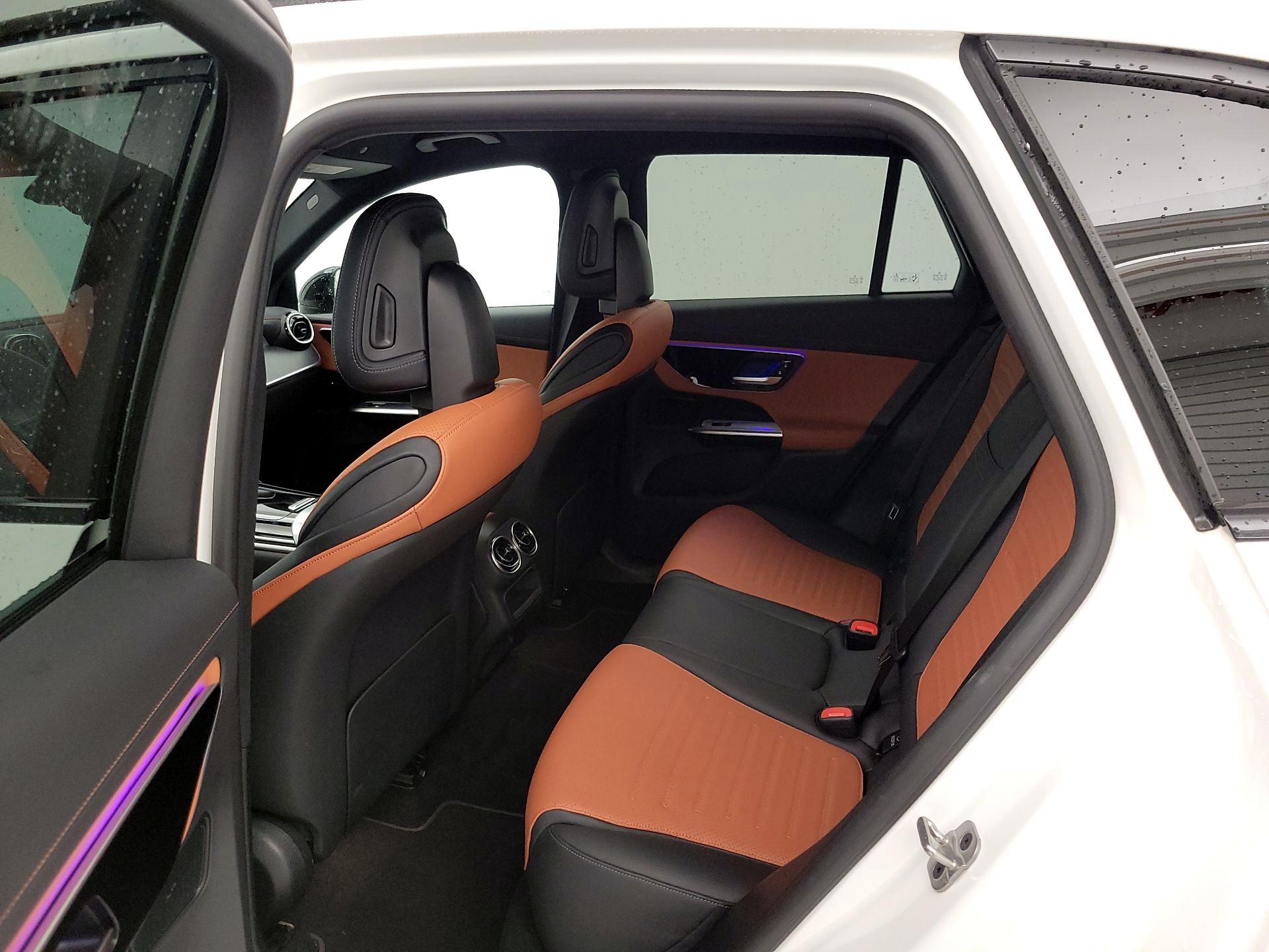 Thumbnail: 2024 Mercedes-Benz GLC - 19